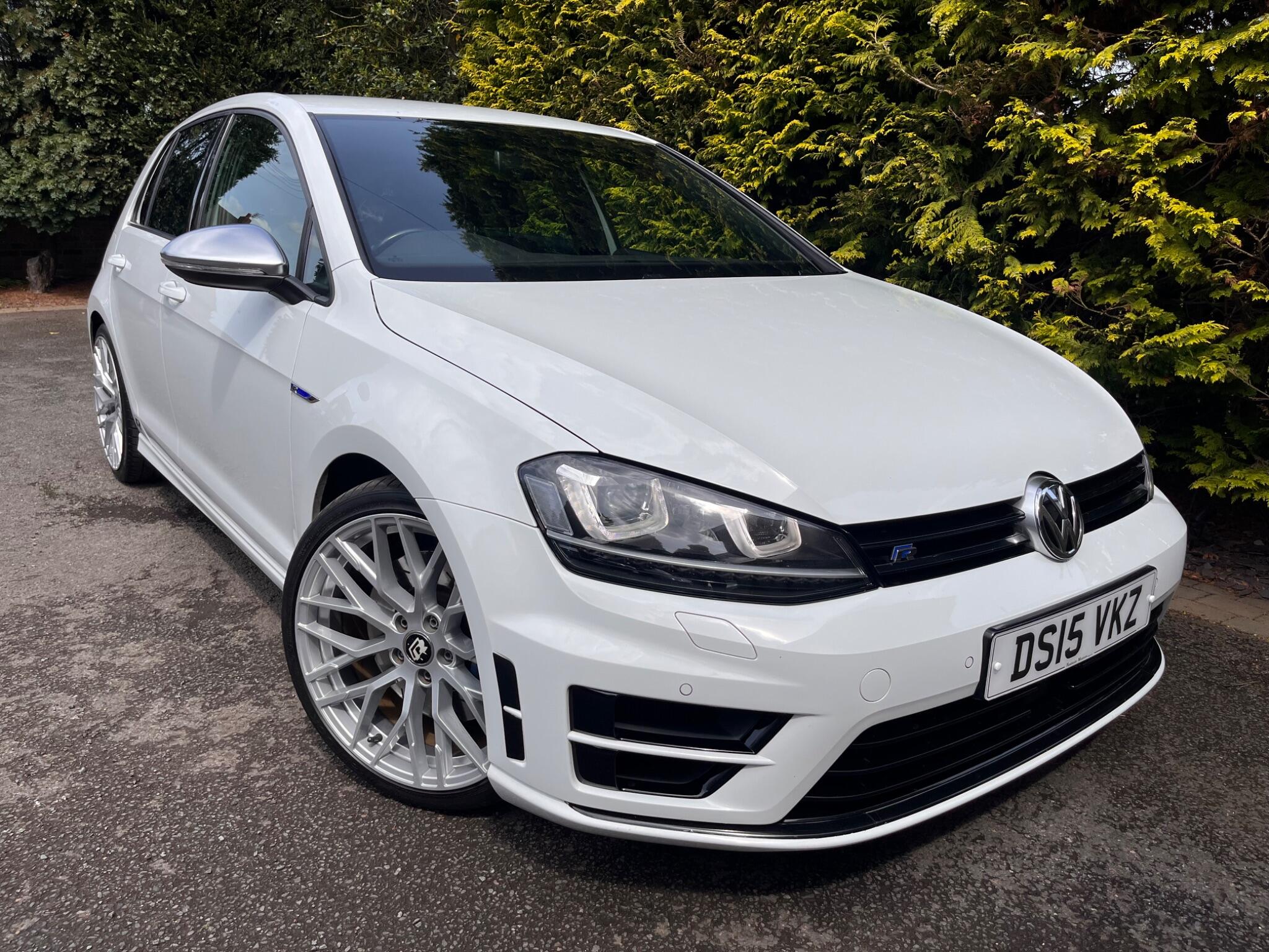 Volkswagen Golf view 22