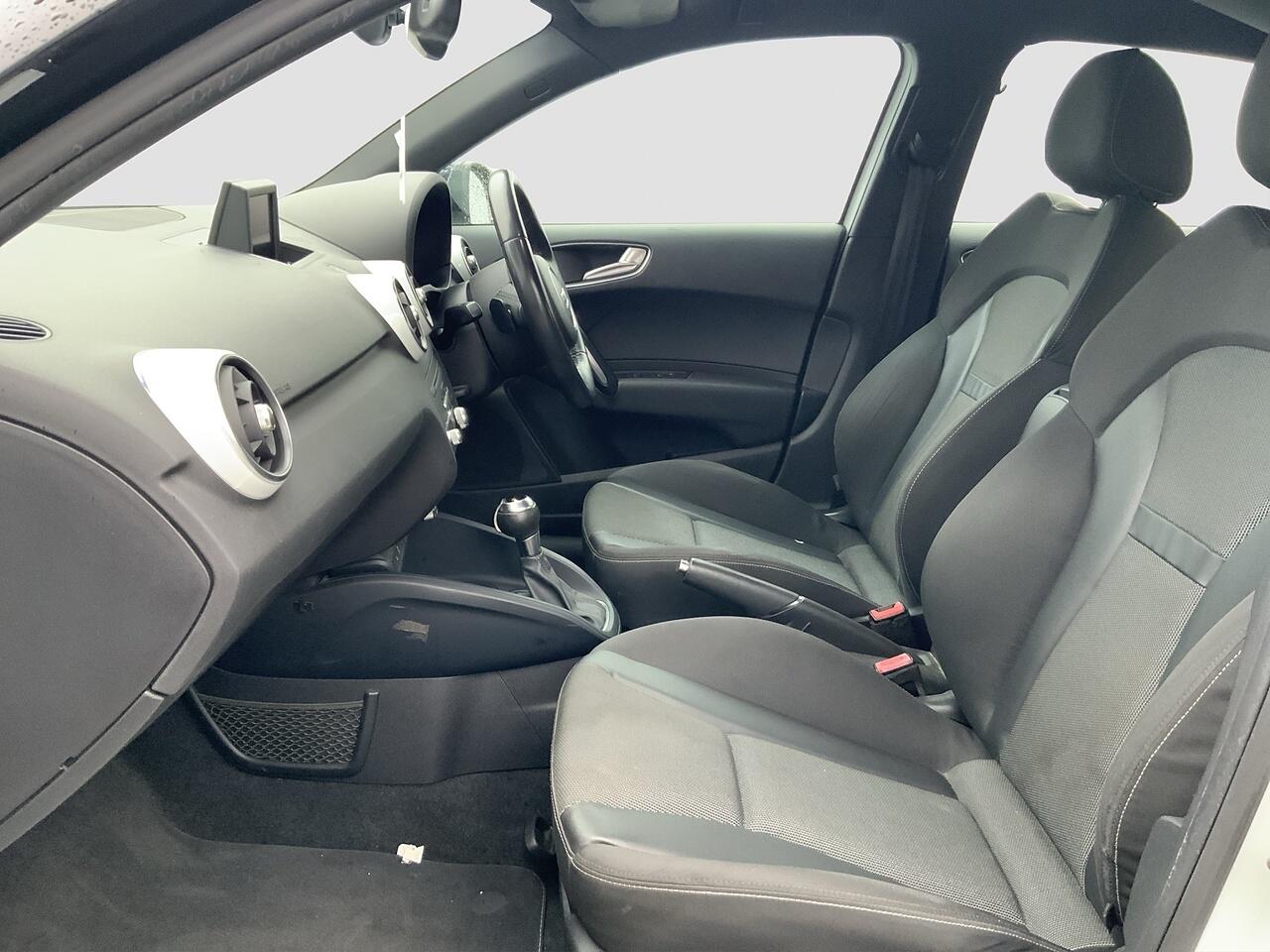 Audi A1 view 13