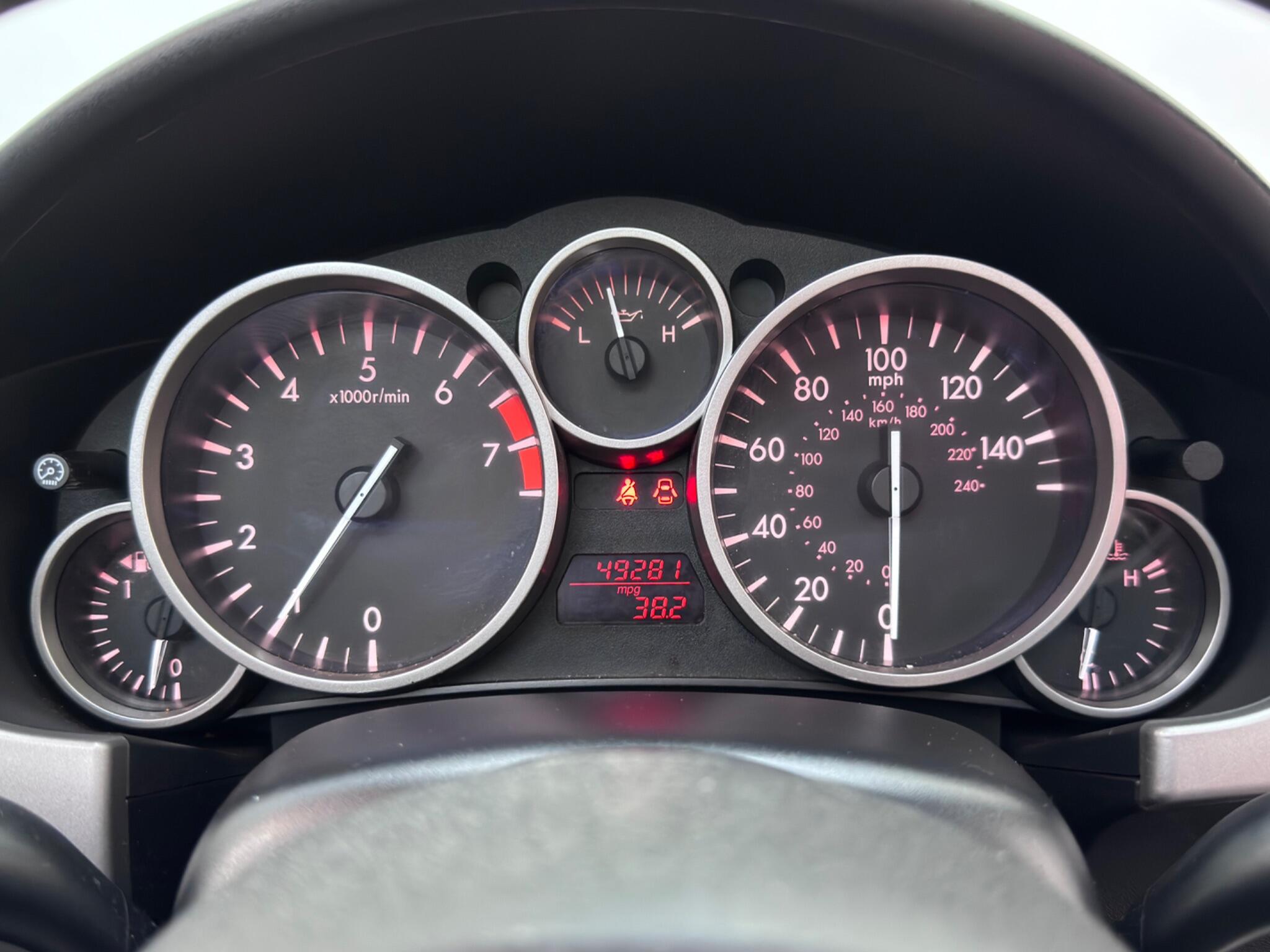 Mazda MX-5 view 9