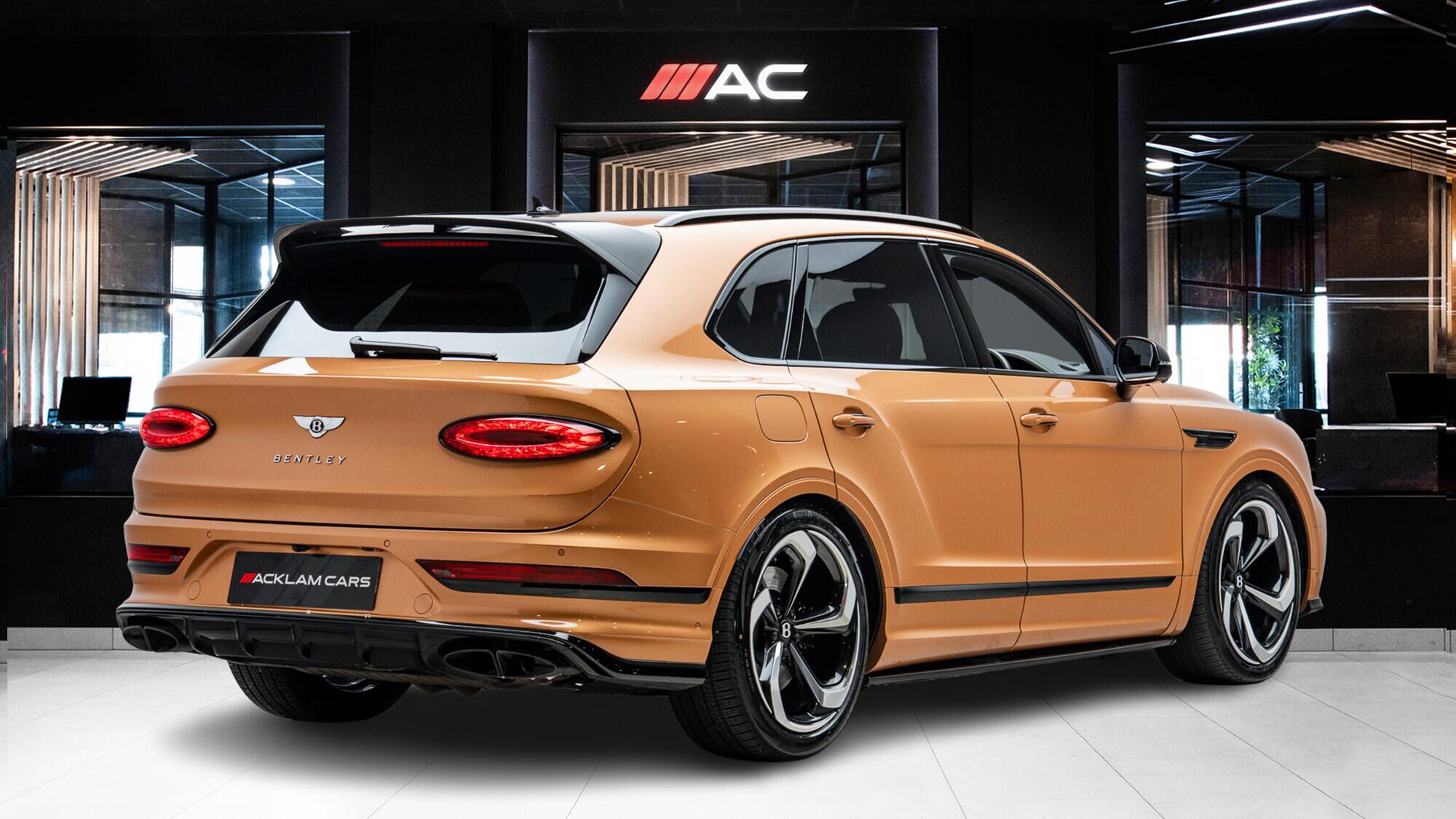 Bentley Bentayga view 4