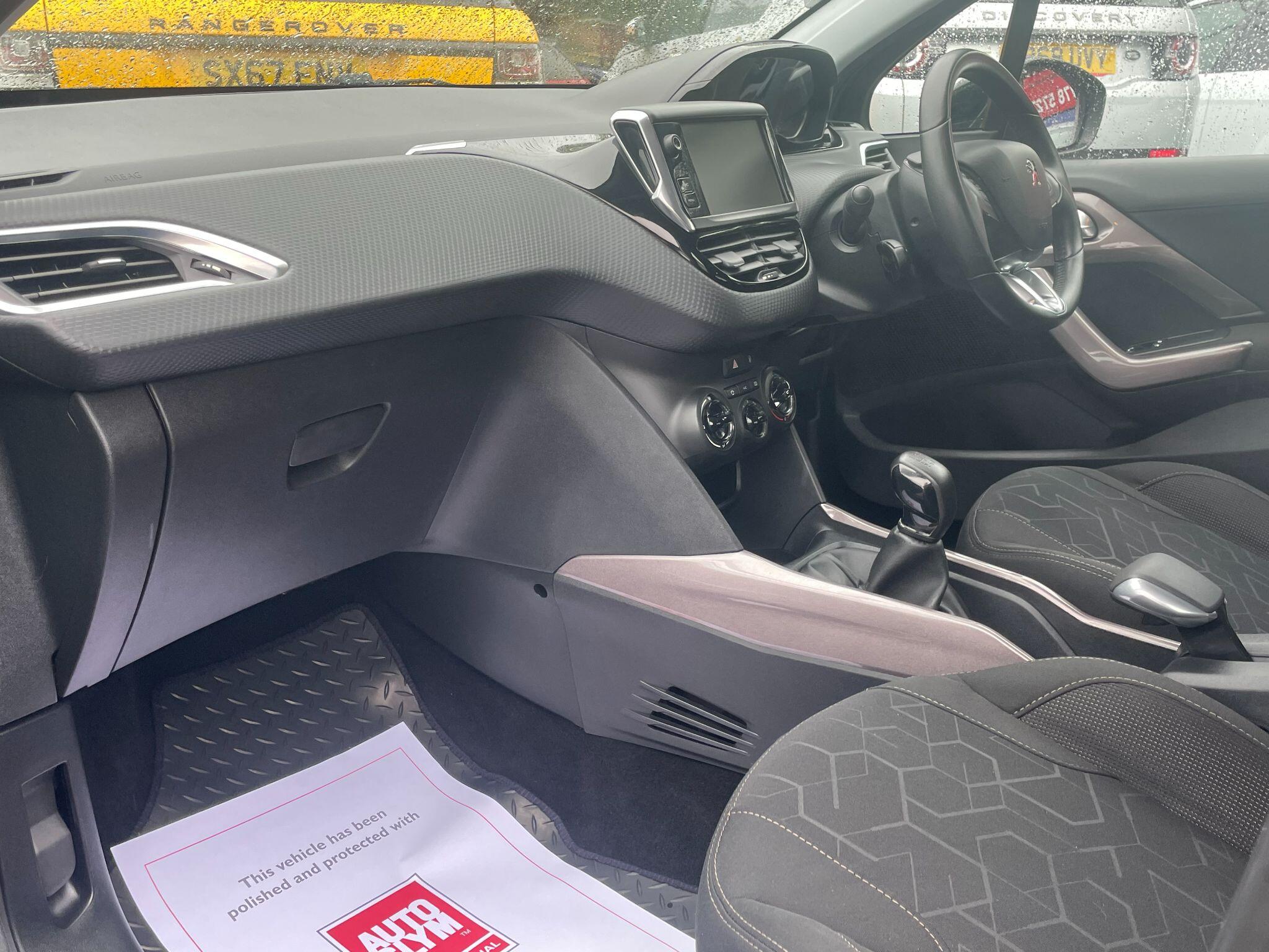 Peugeot 2008 view 22