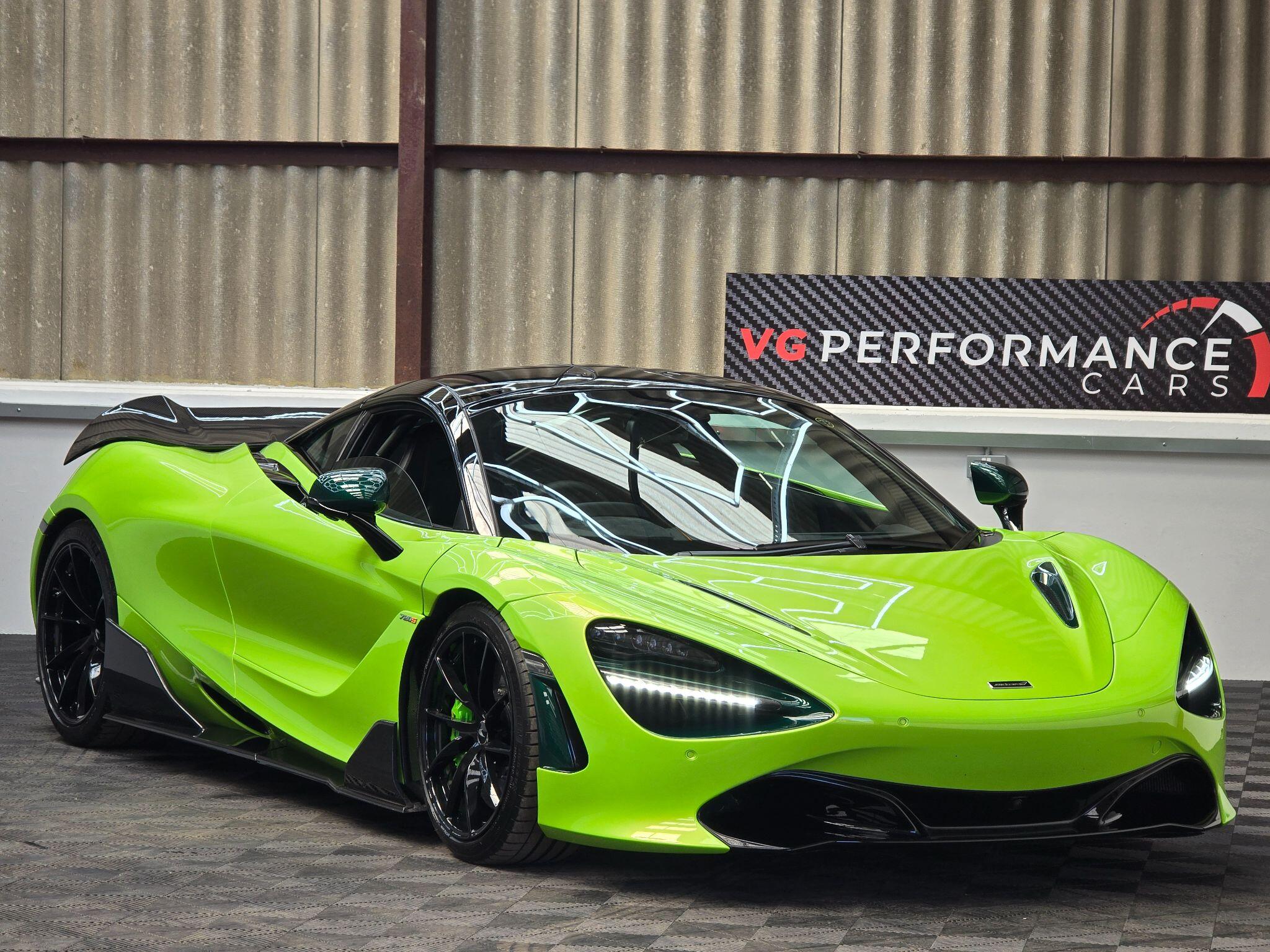Mclaren 720s view 4