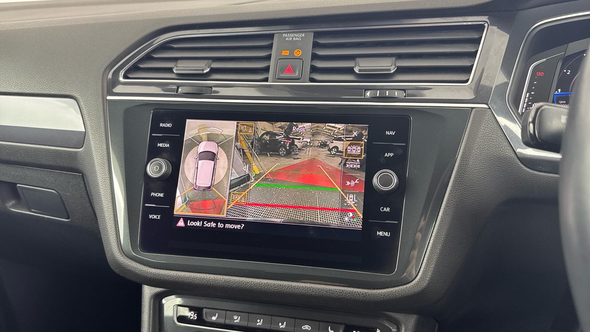 Volkswagen Tiguan Allspace view 36