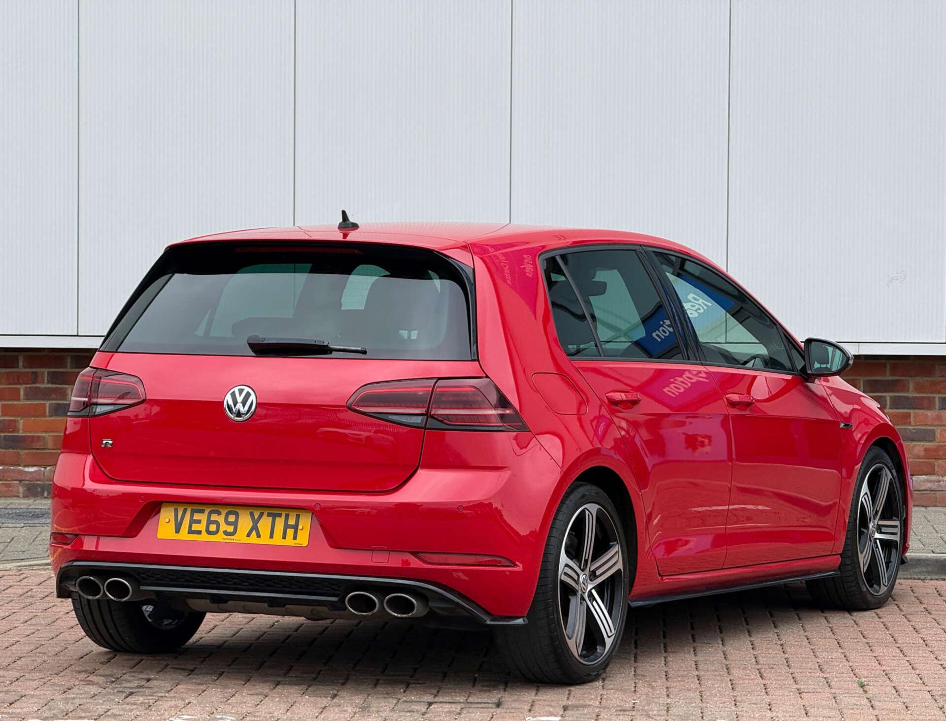 Volkswagen Golf view 8