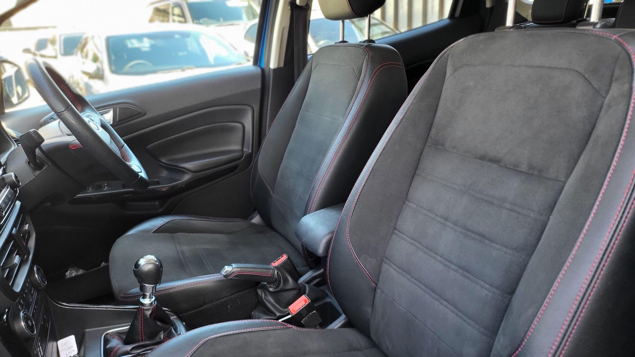 Ford Ecosport view 24
