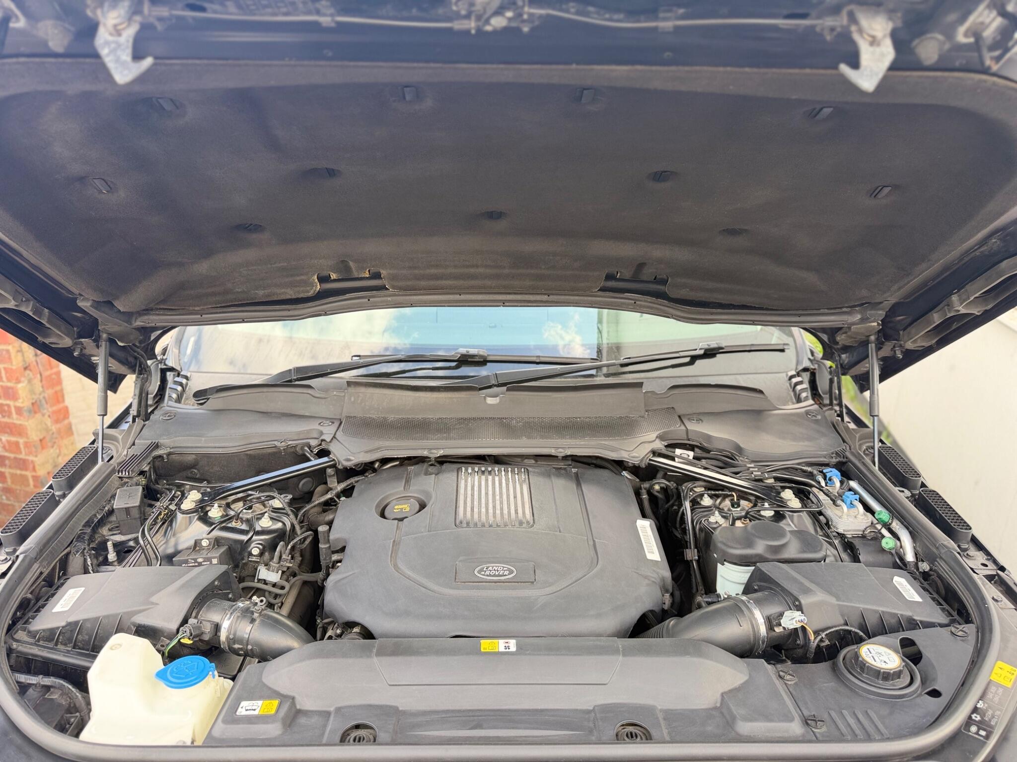 Land Rover Range Rover Sport view 24