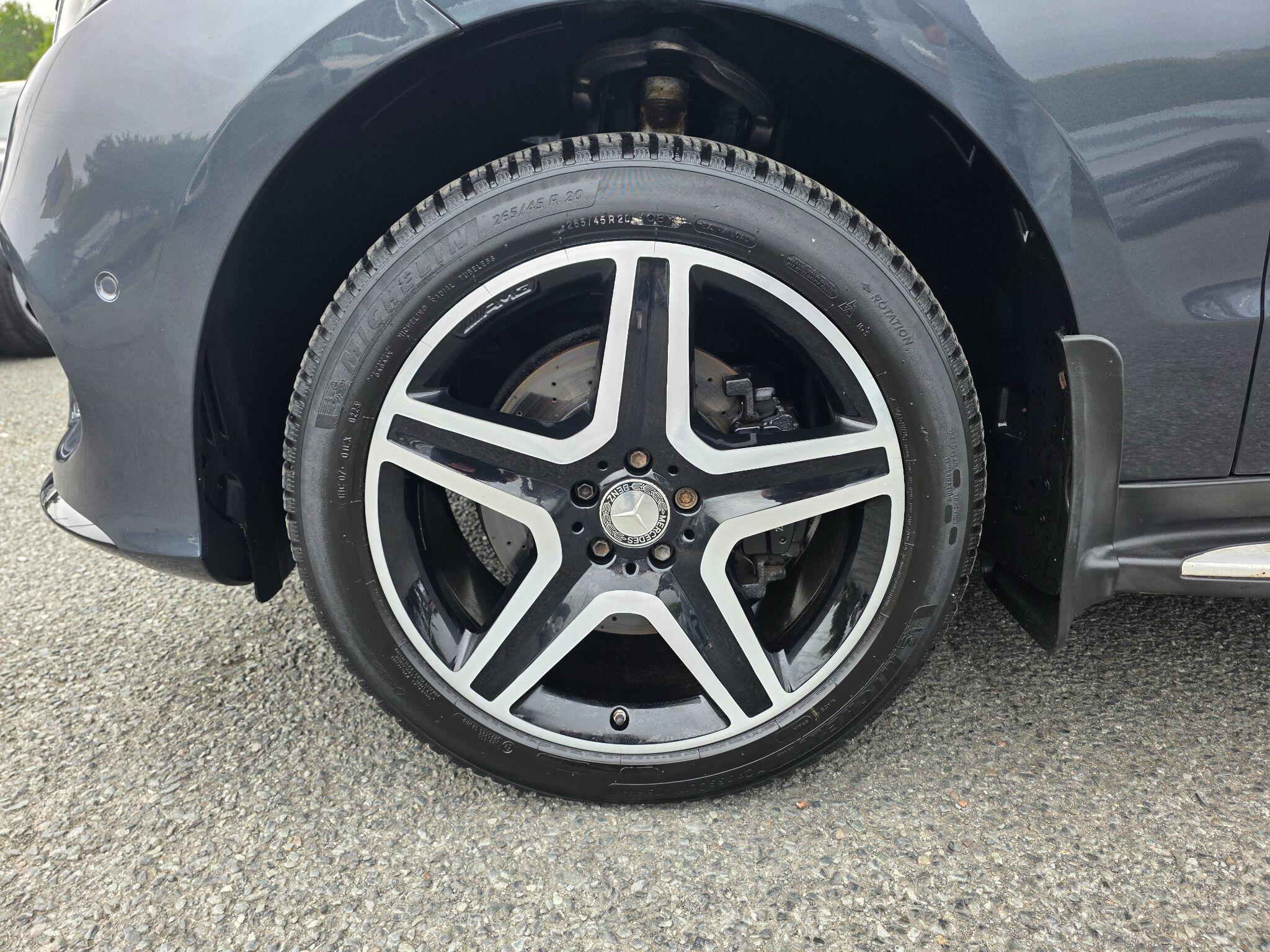 Mercedes-Benz Gle view 31