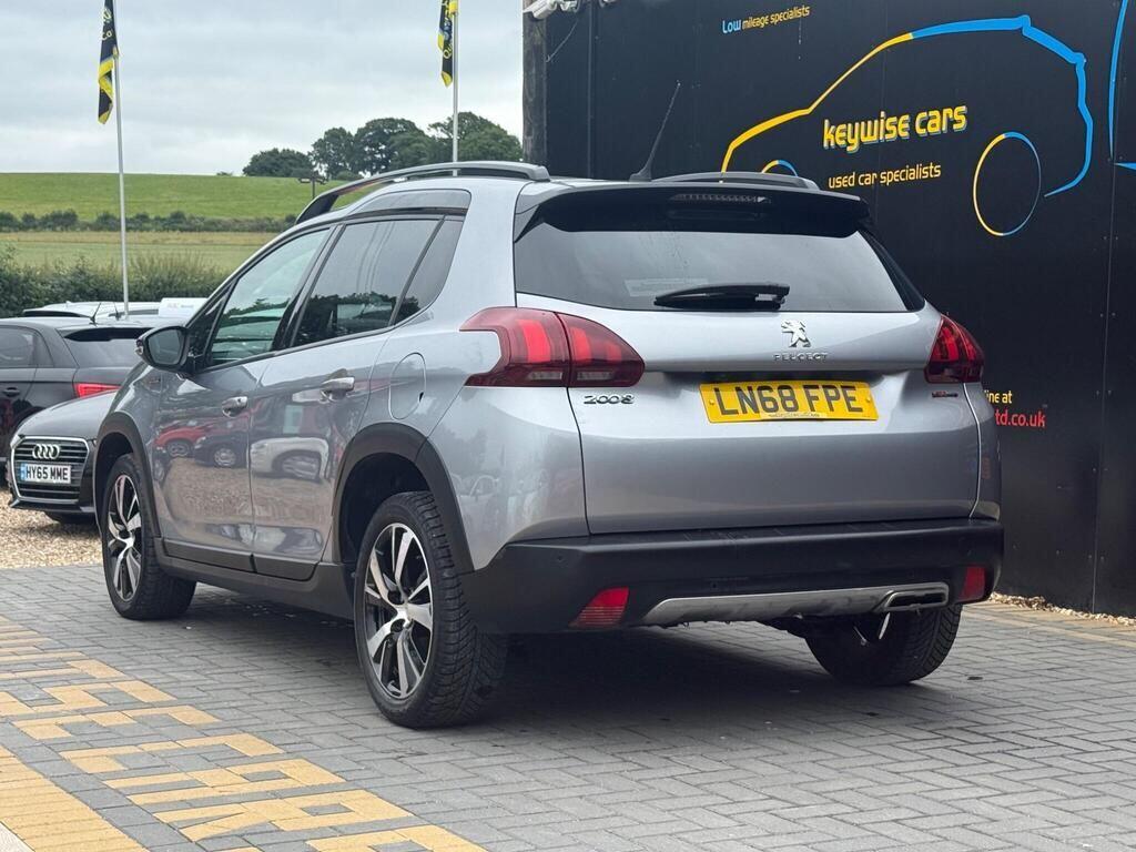 Peugeot 2008 view 3