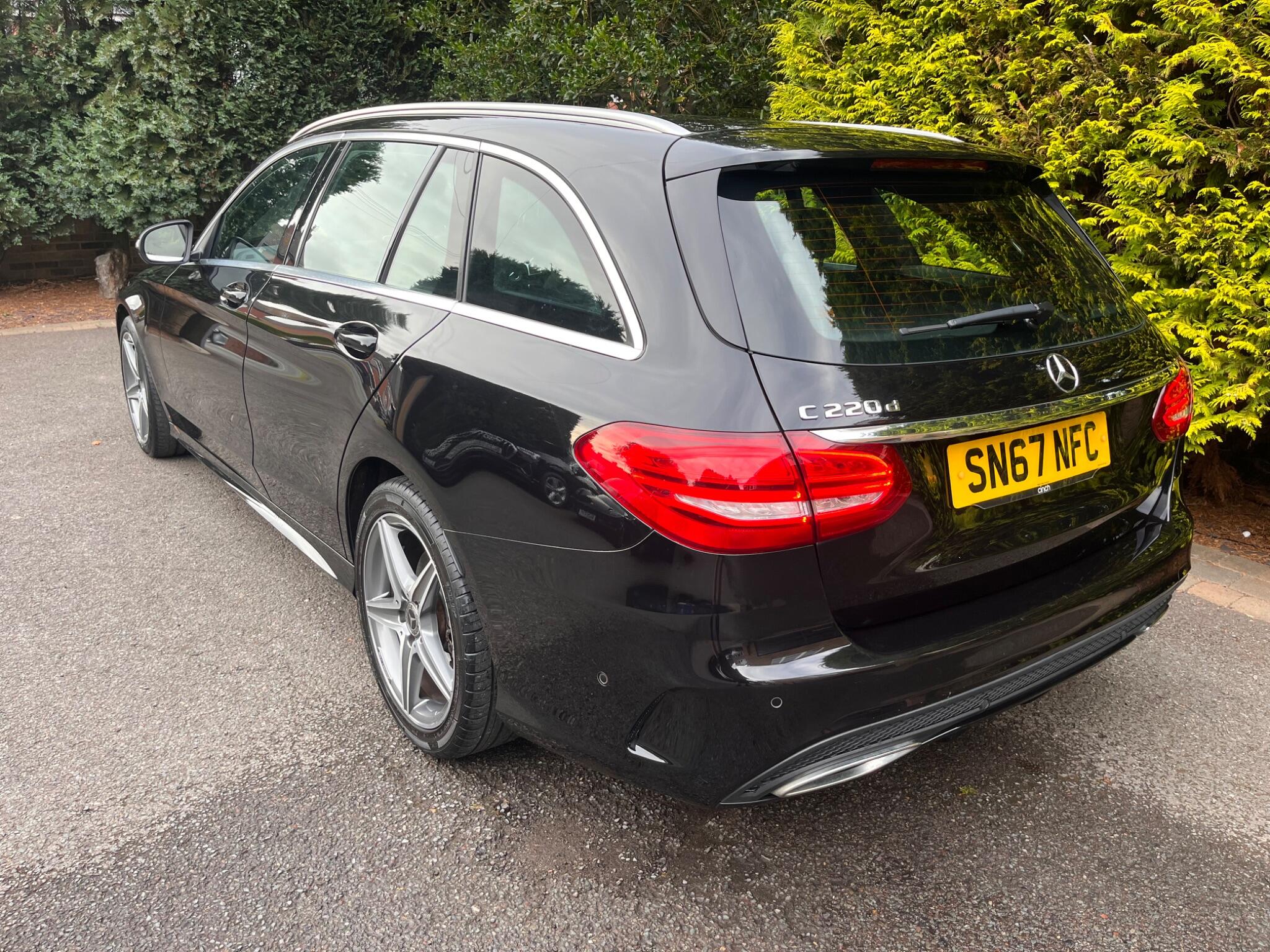 Mercedes-Benz C-Class view 12