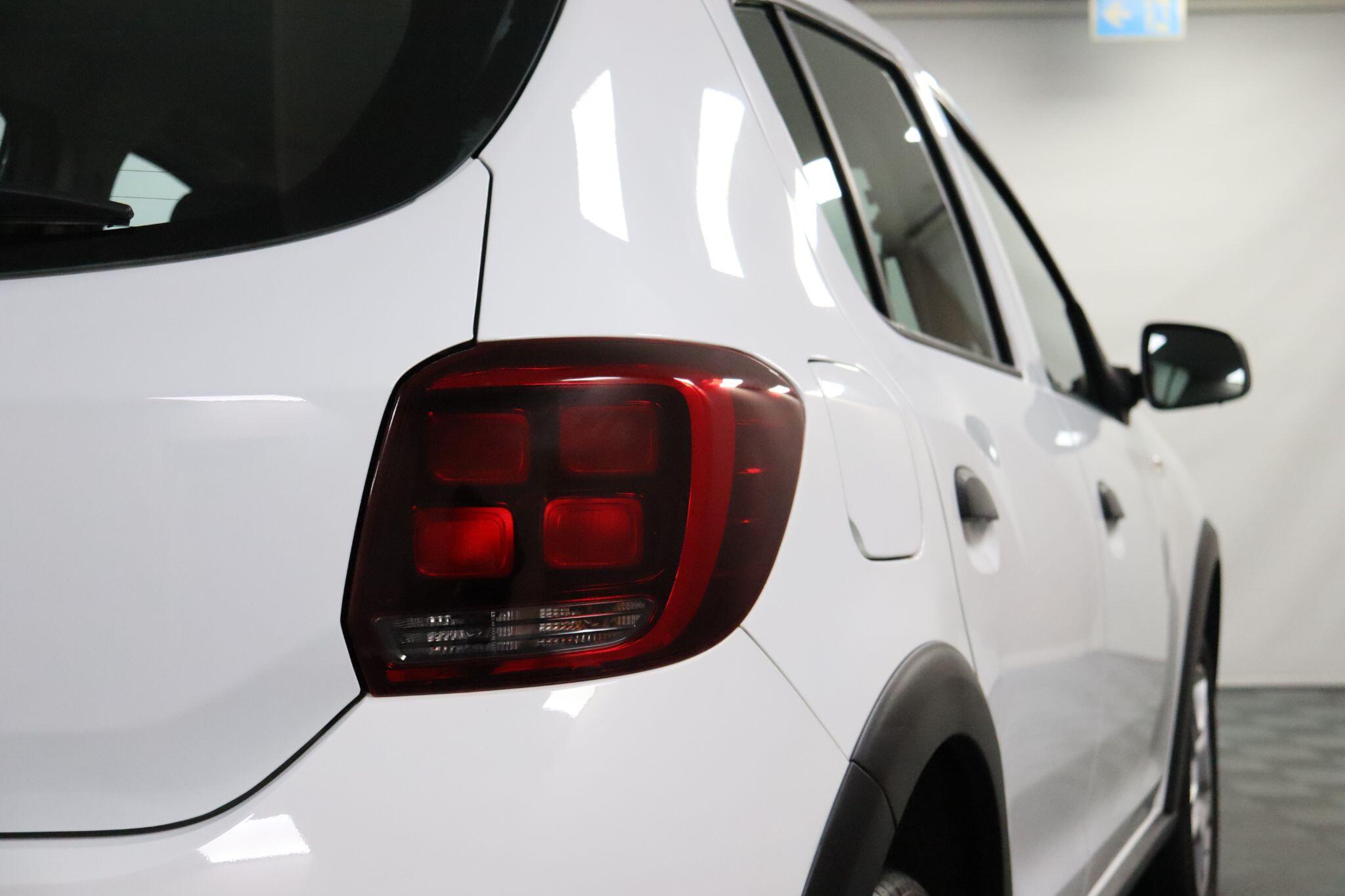 Dacia Sandero Stepway view 23