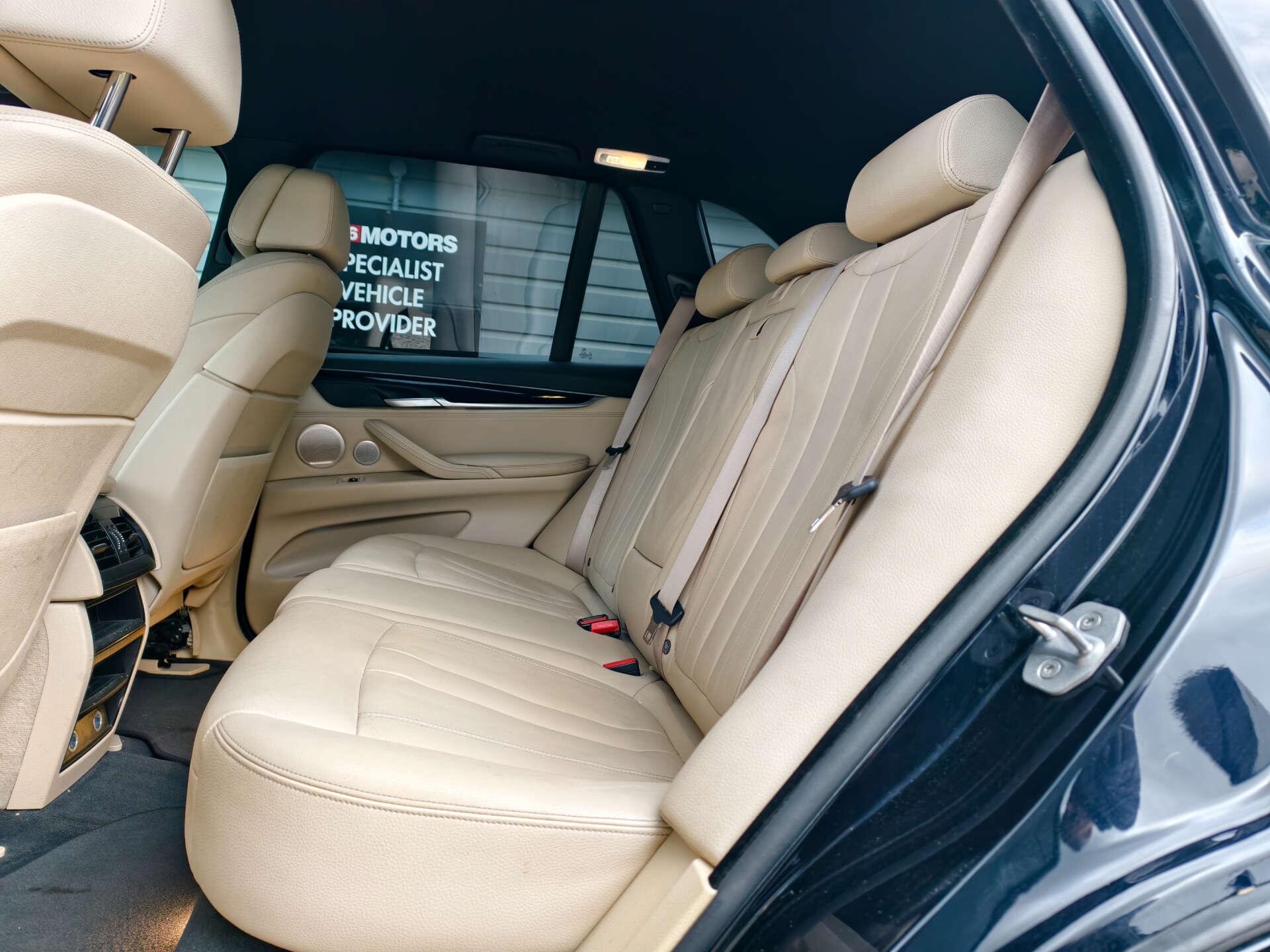 BMW X5 X5 view 25