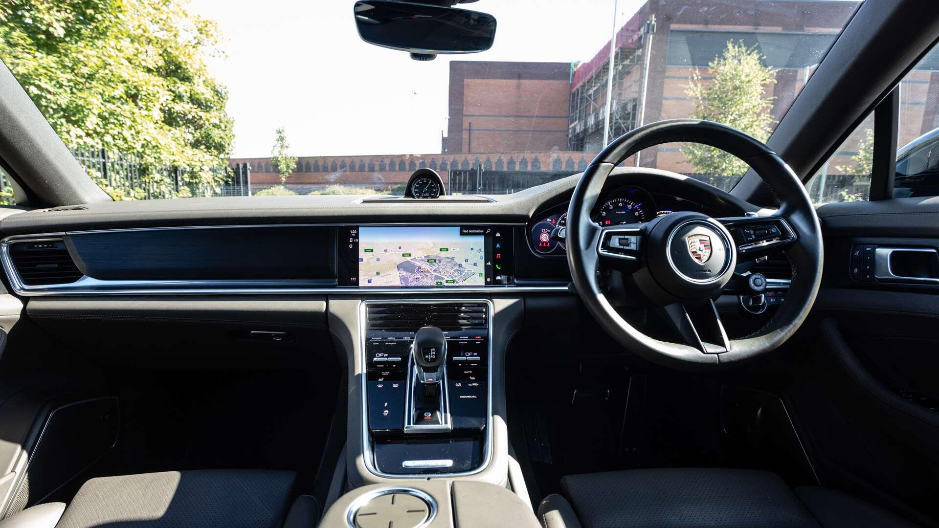 Porsche Panamera view 12