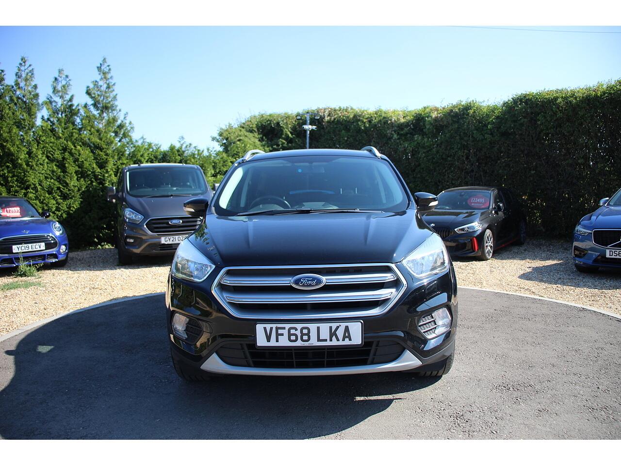 Ford Kuga view 3