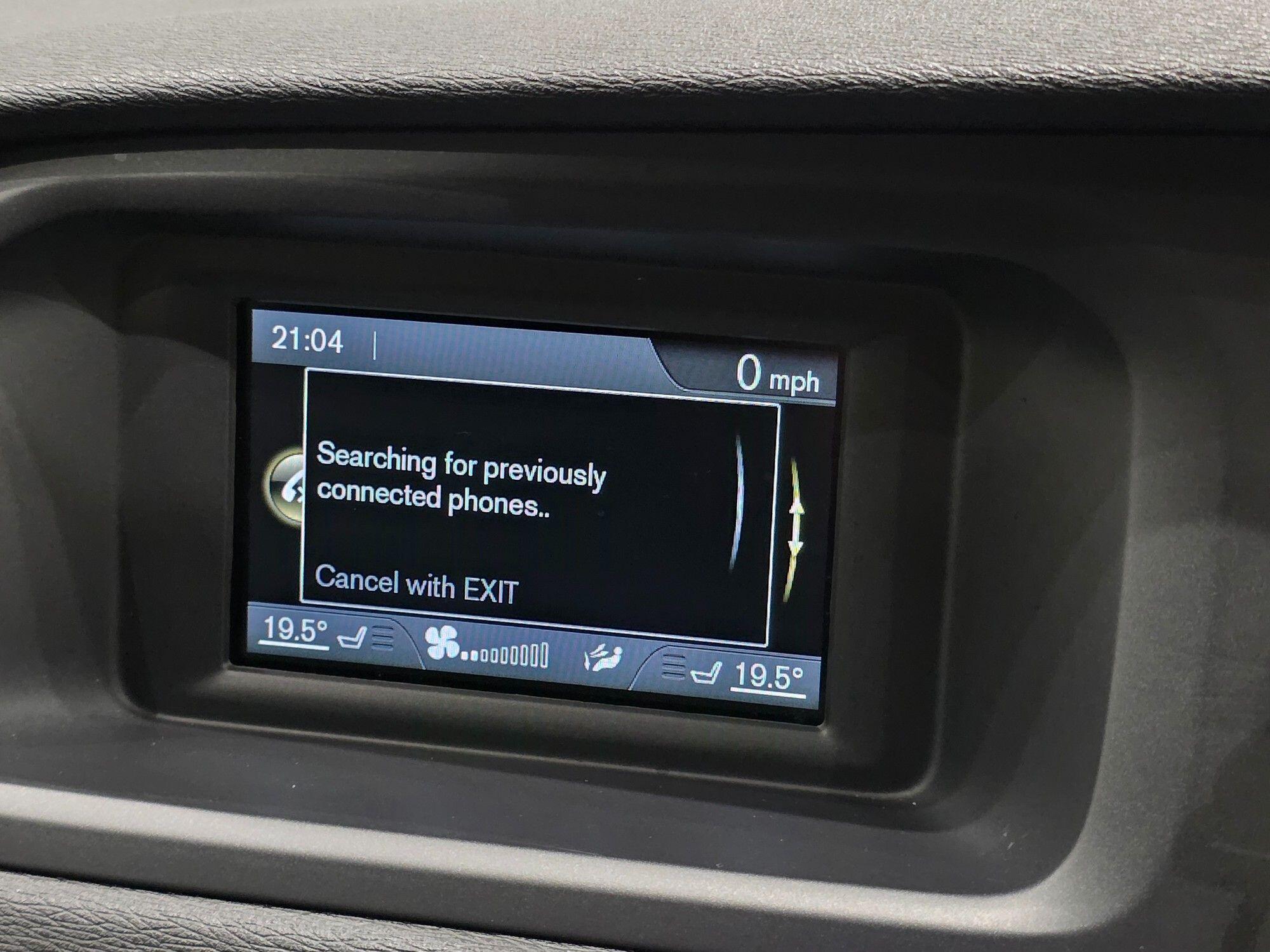Volvo V40 Cross Country view 65