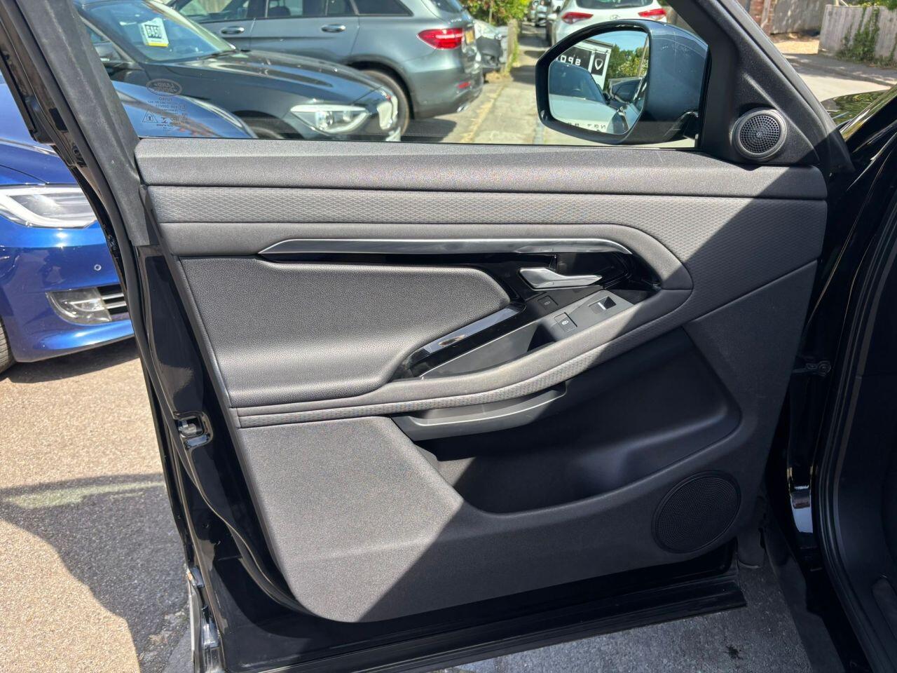 Land Rover Range Rover Evoque view 9