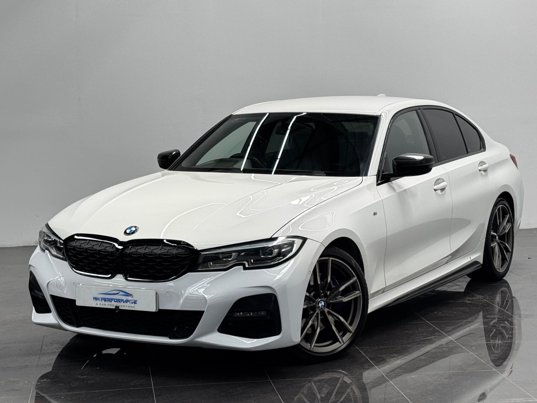 BMW 3 Series view 24