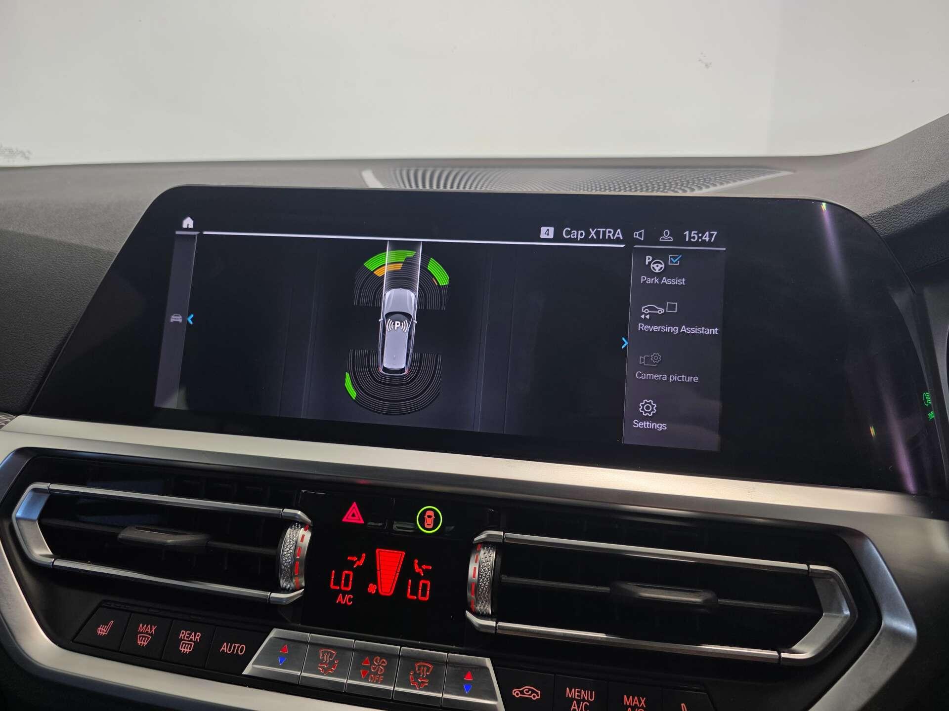 BMW 3 Series view 40