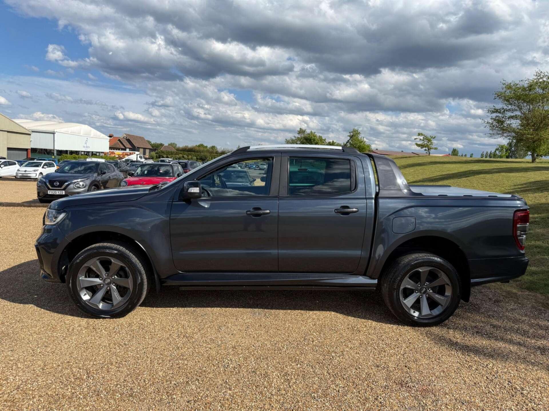Ford Ranger view 4