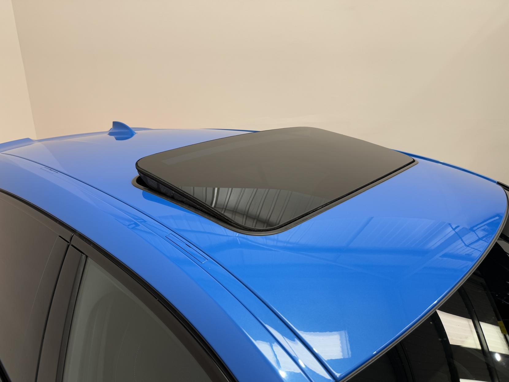 BMW 1 Series view 2