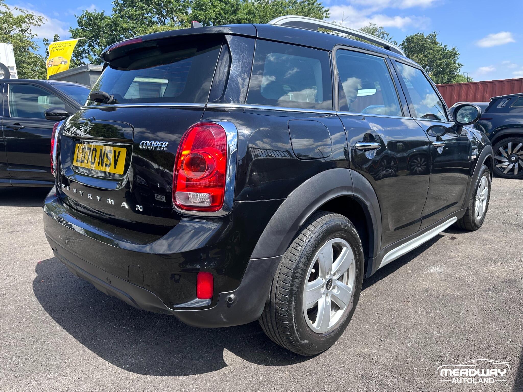 Mini Countryman view 16