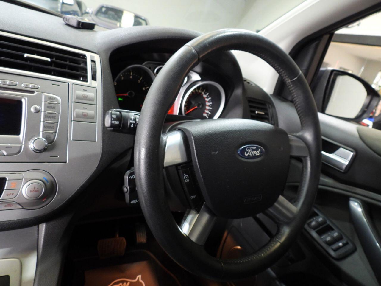 Ford Kuga view 43