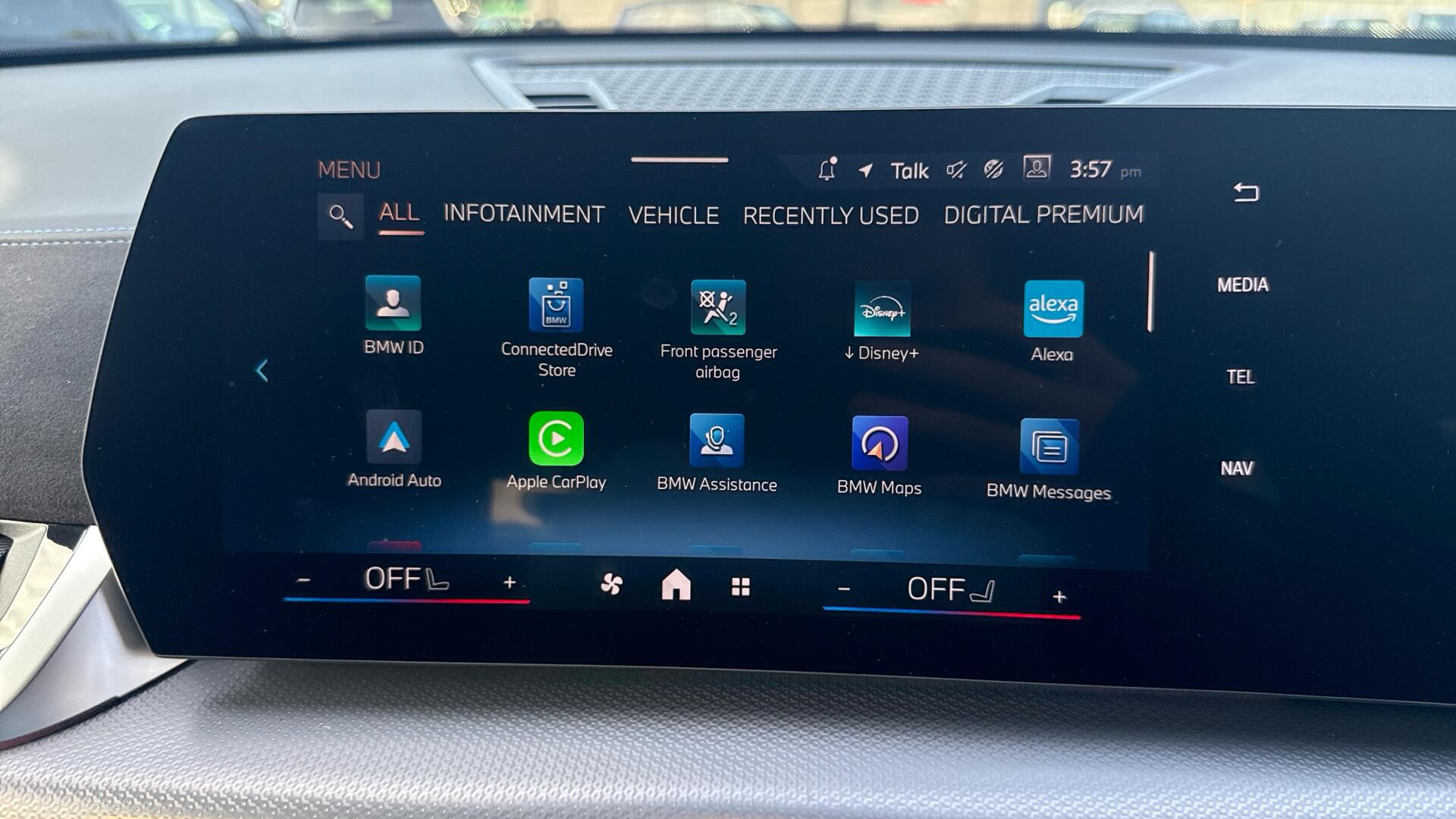 BMW X2 view 40