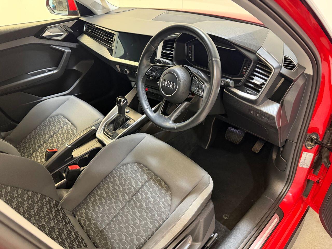 Audi A1 view 45