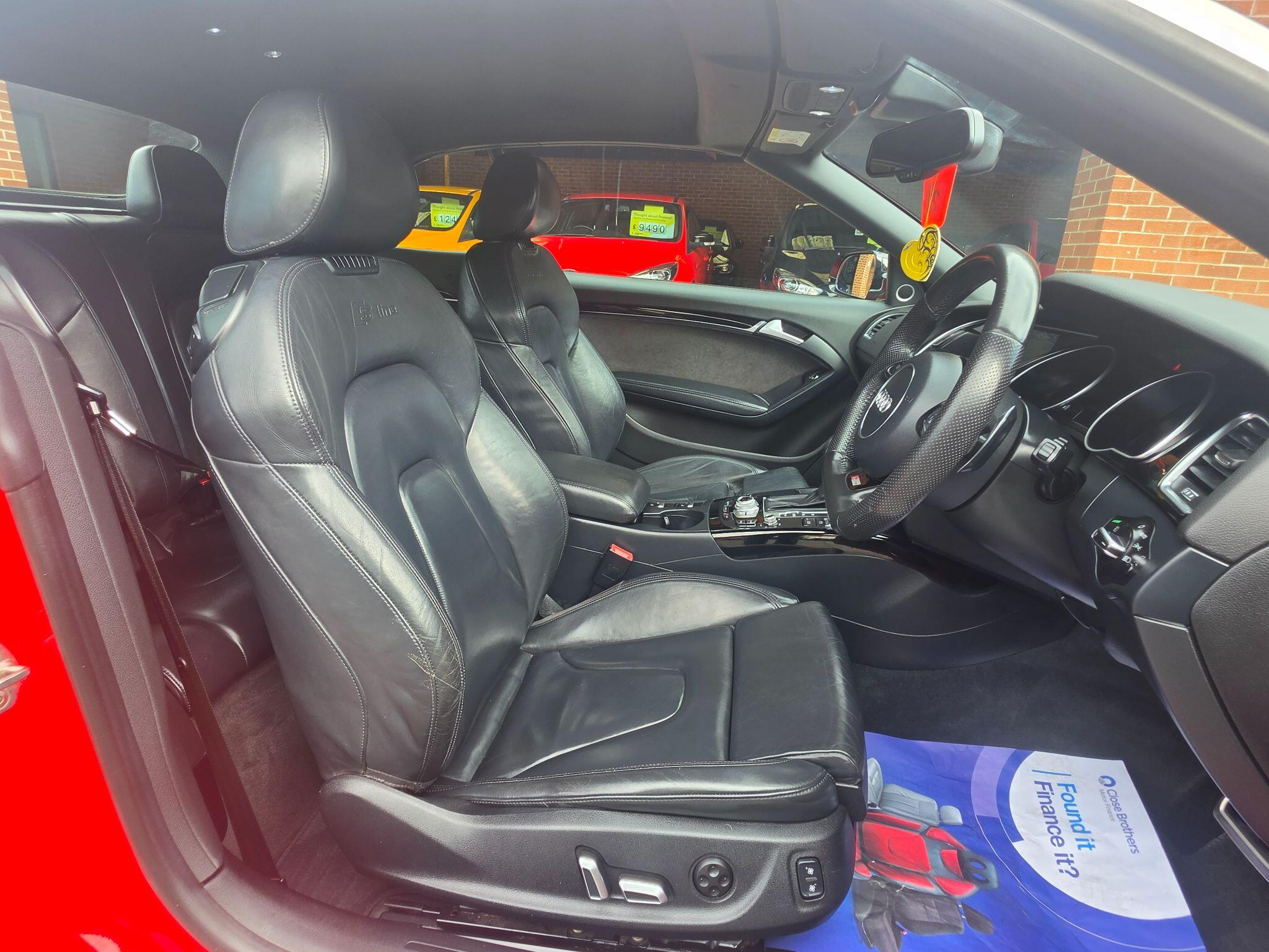 Audi A5 Cabriolet view 7