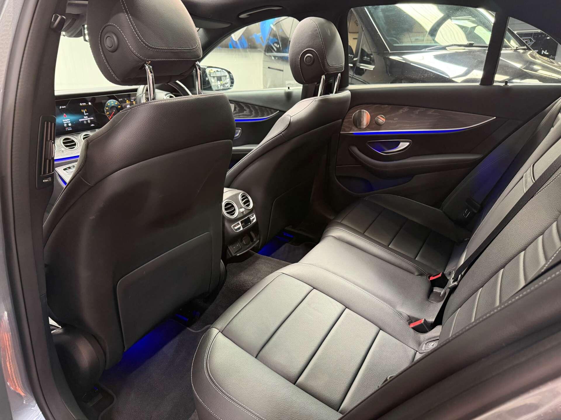 Mercedes-Benz E Class view 18