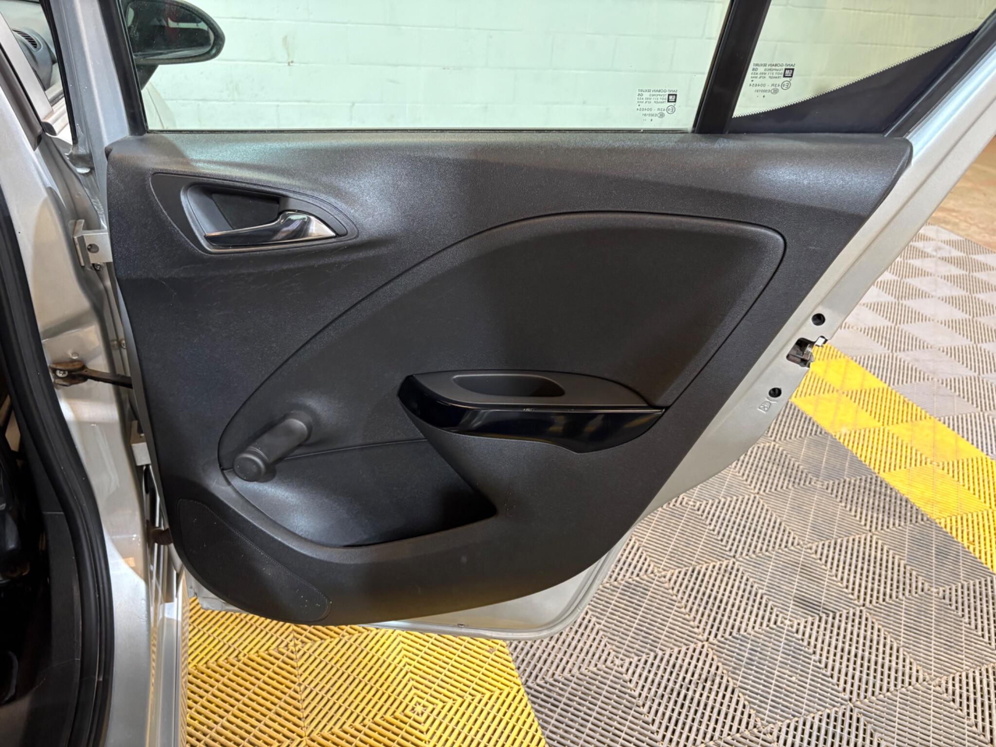 Vauxhall Corsa view 69