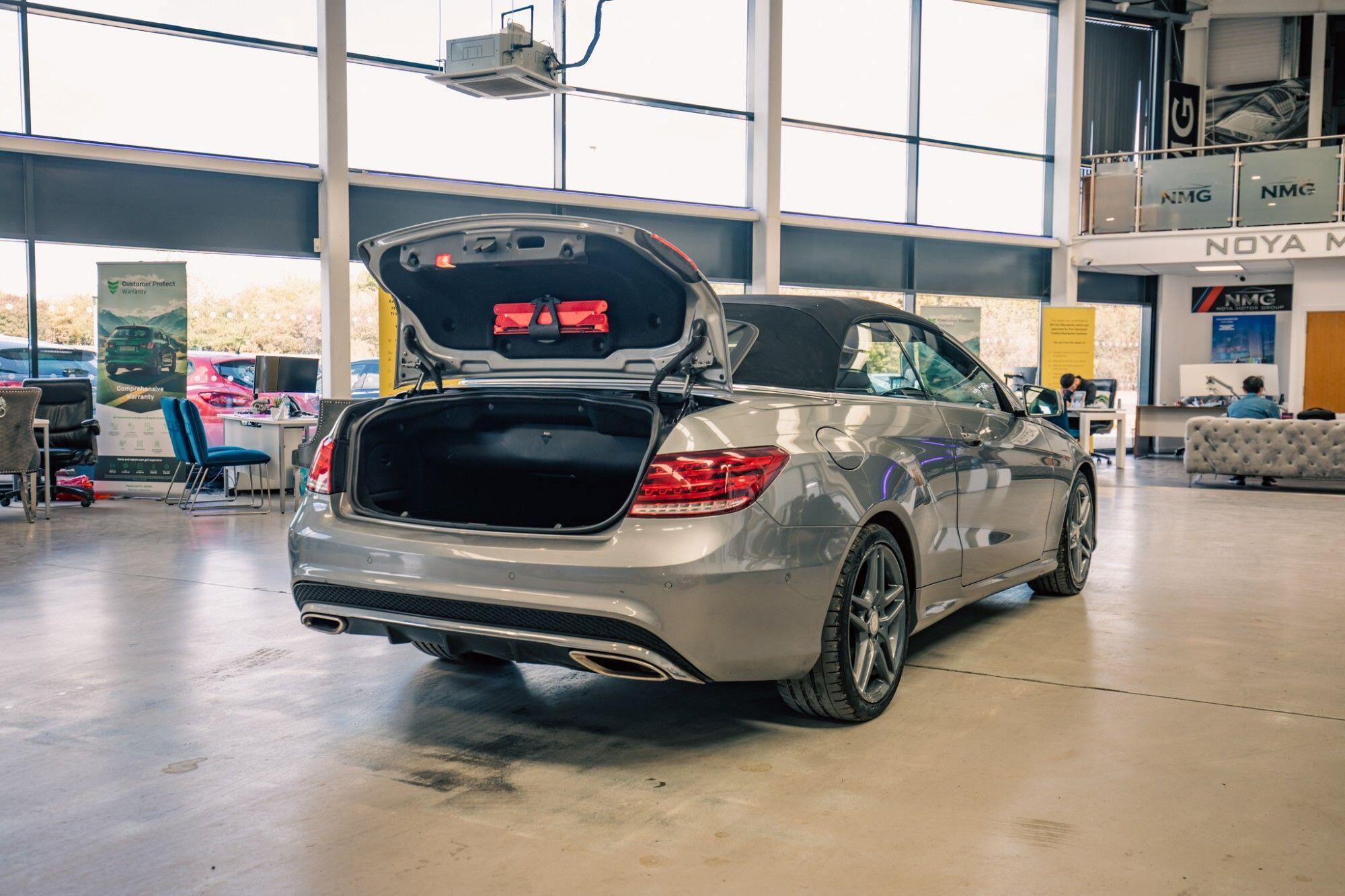 Mercedes-Benz E-Class view 34