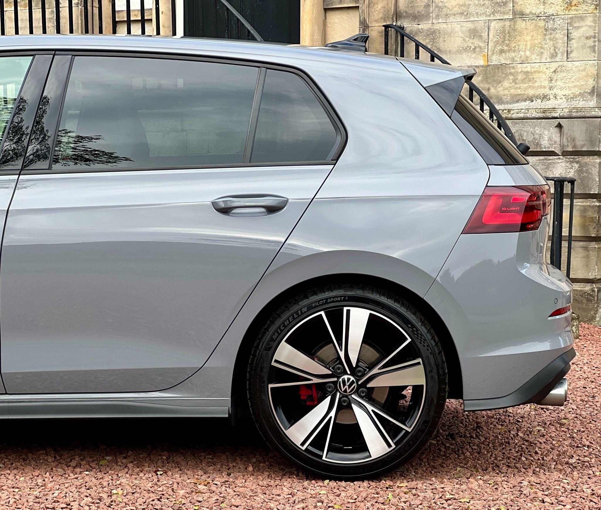 Volkswagen Golf view 14