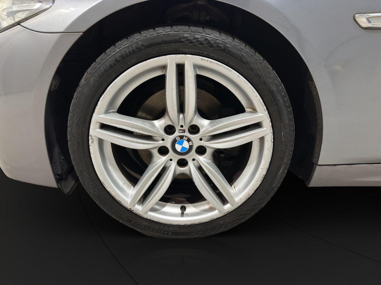 BMW 5 Series view 42