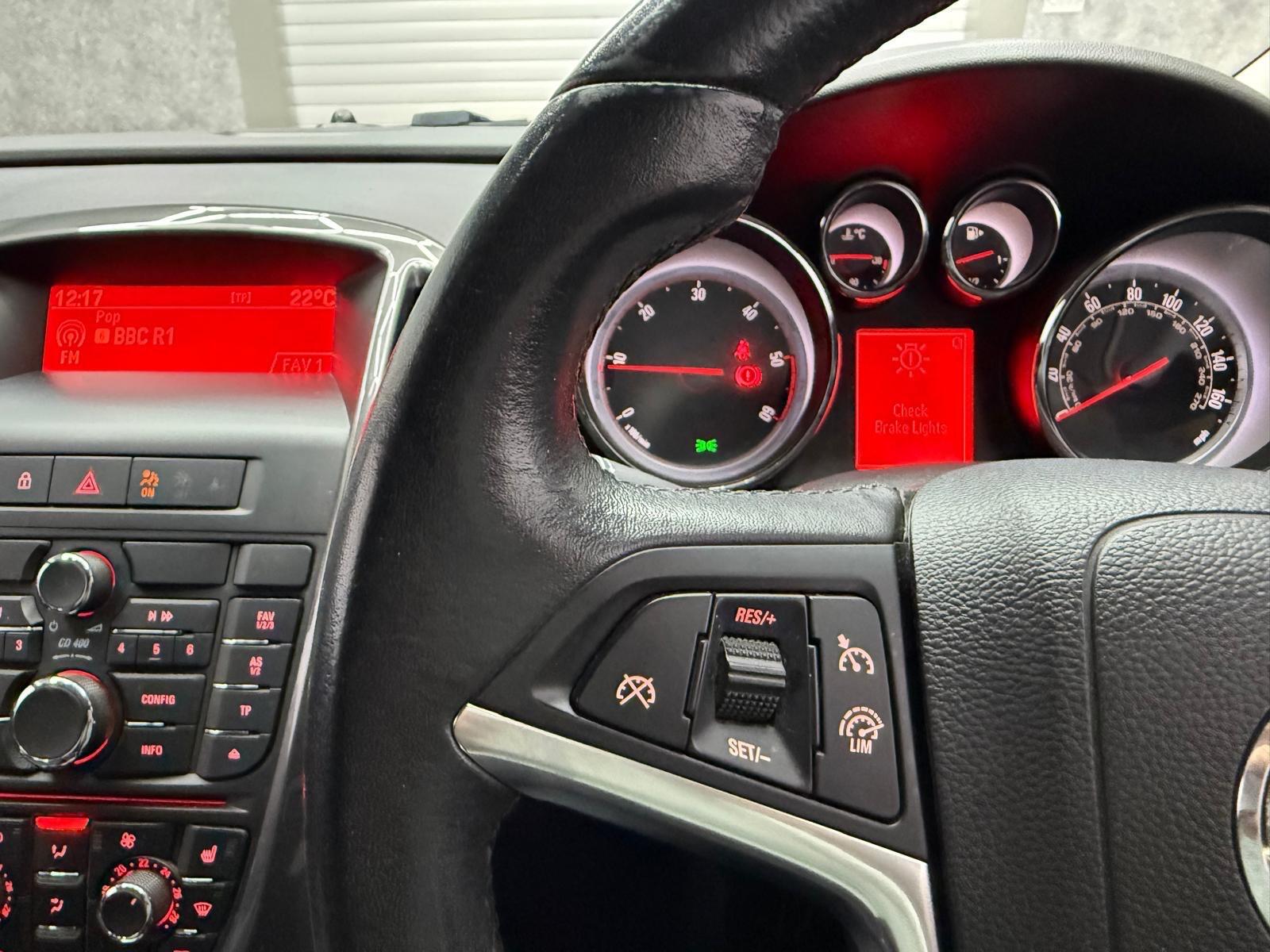 Vauxhall Astra view 13