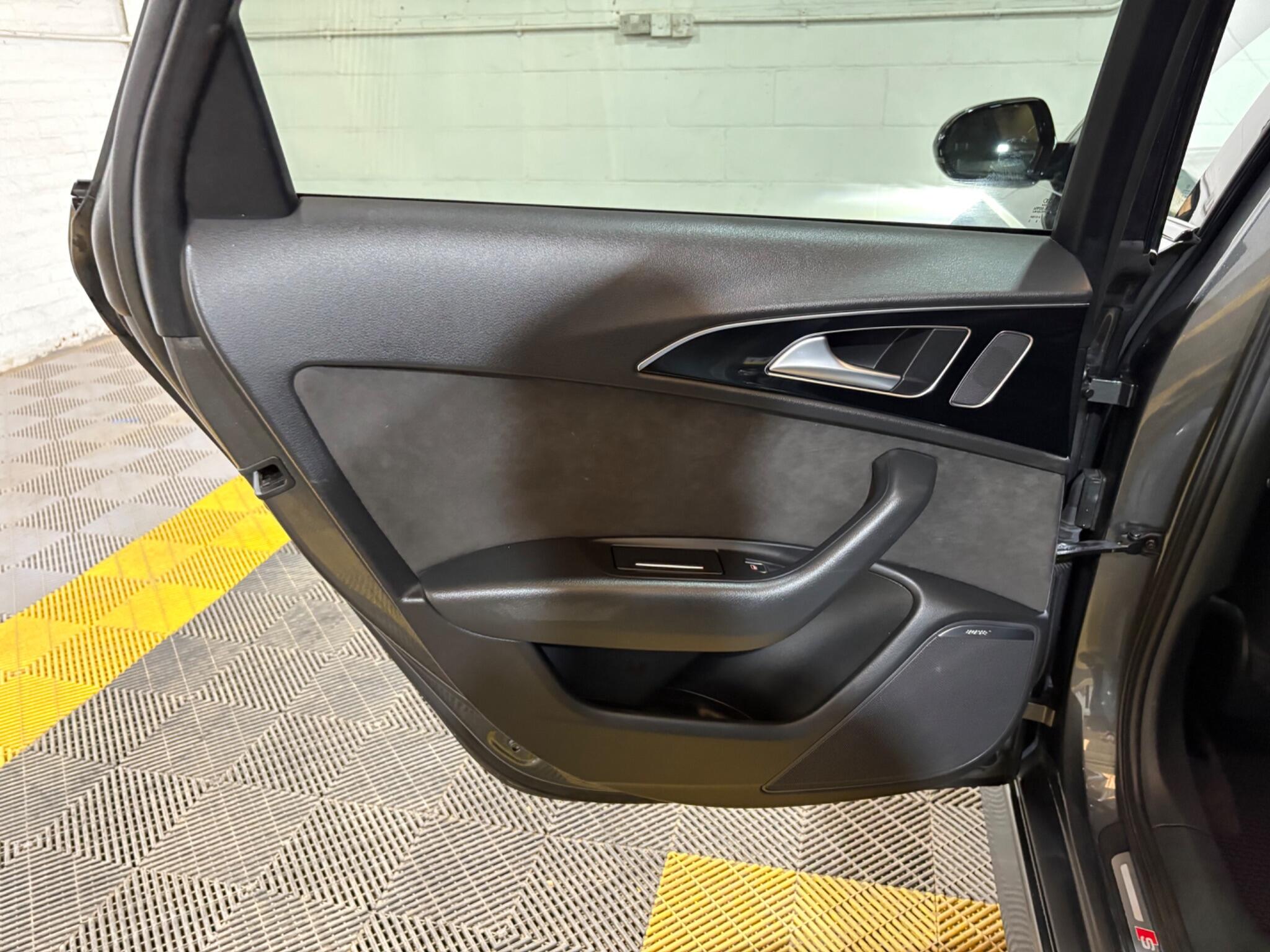 Audi A6 view 47