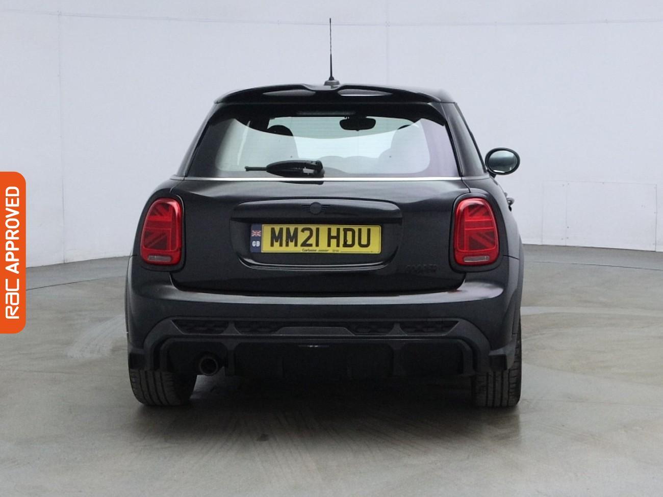 Mini Hatch view 8