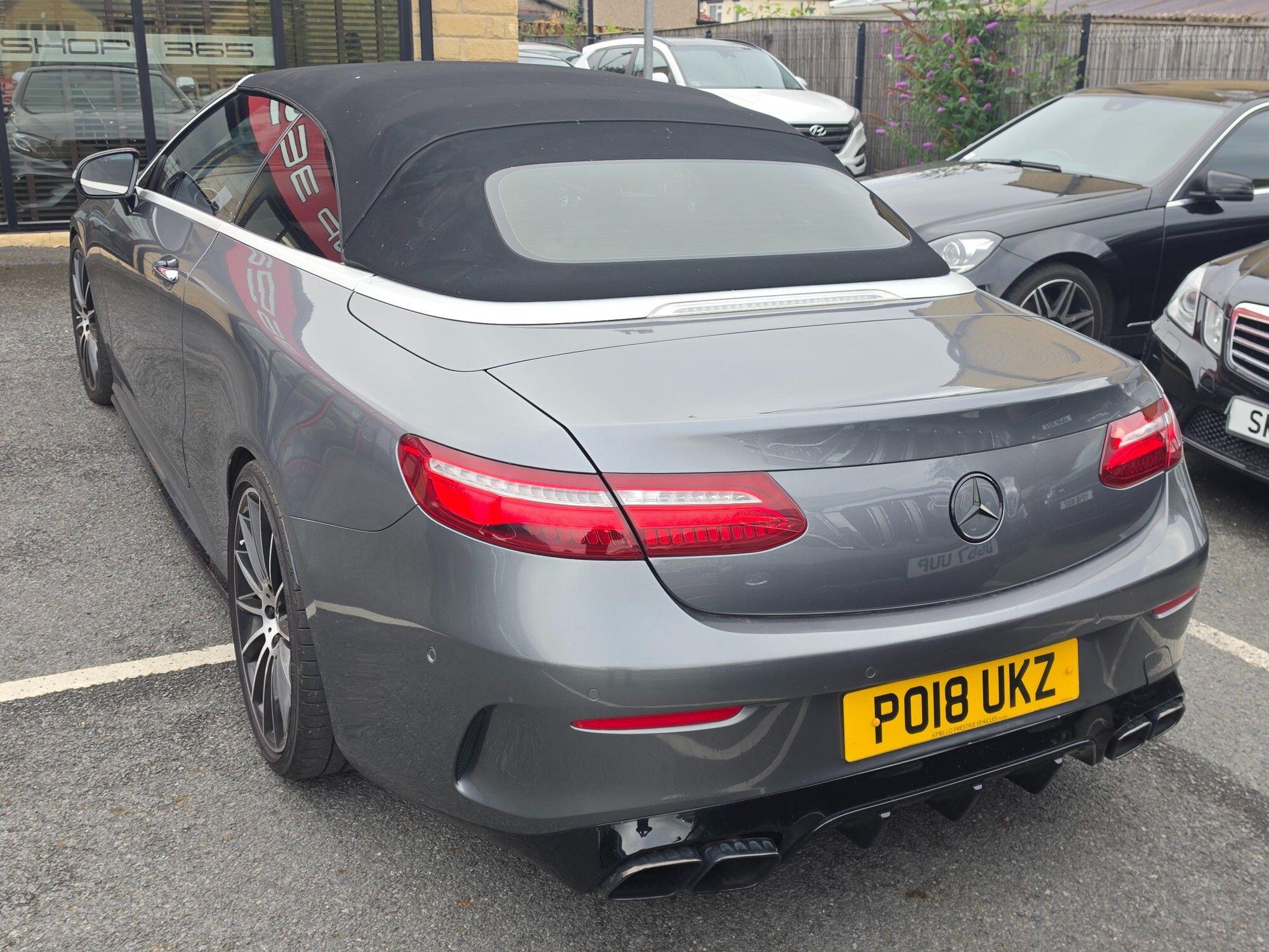 Mercedes-Benz E-Class view 23