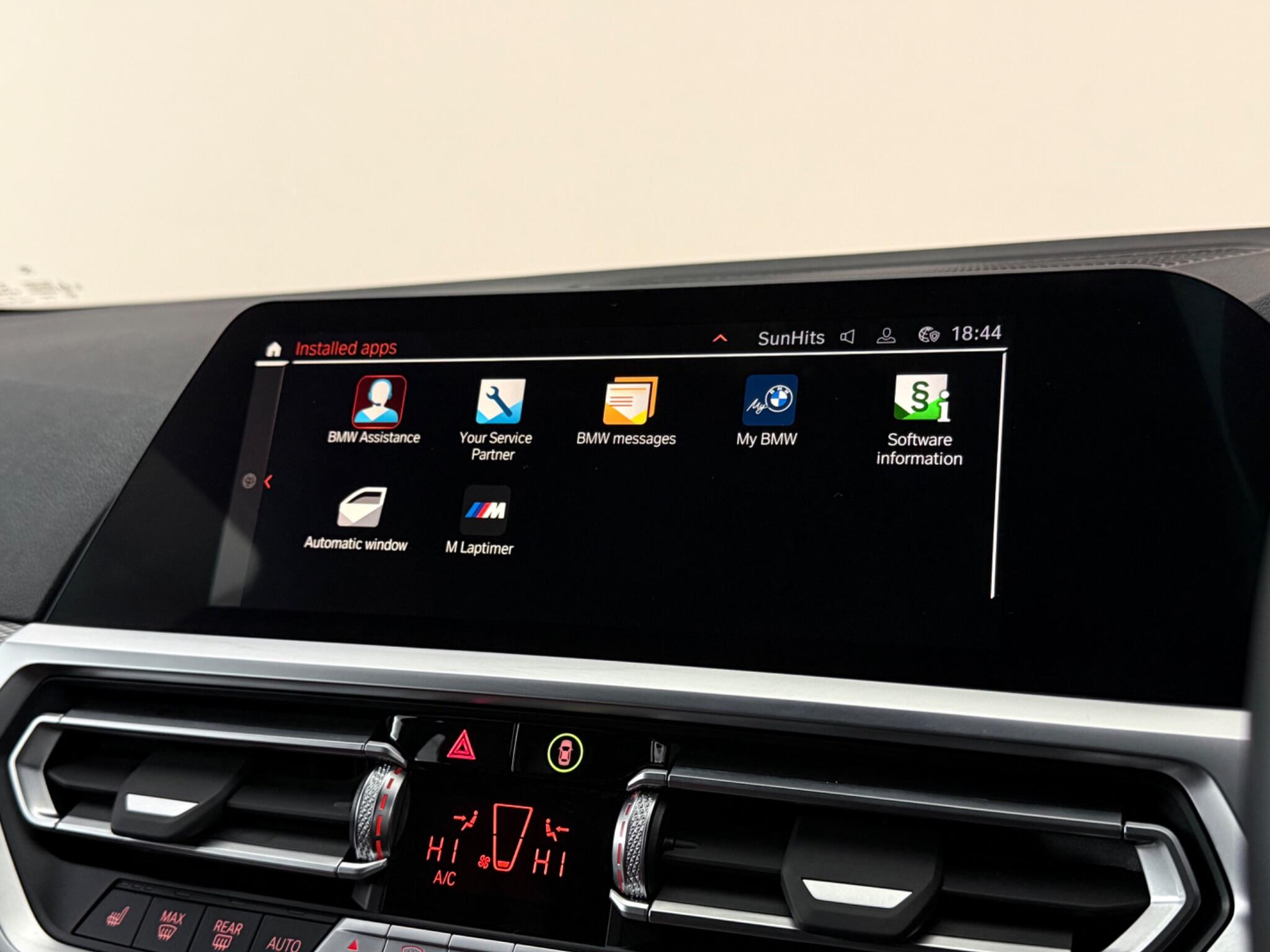 BMW 3 Series view 26
