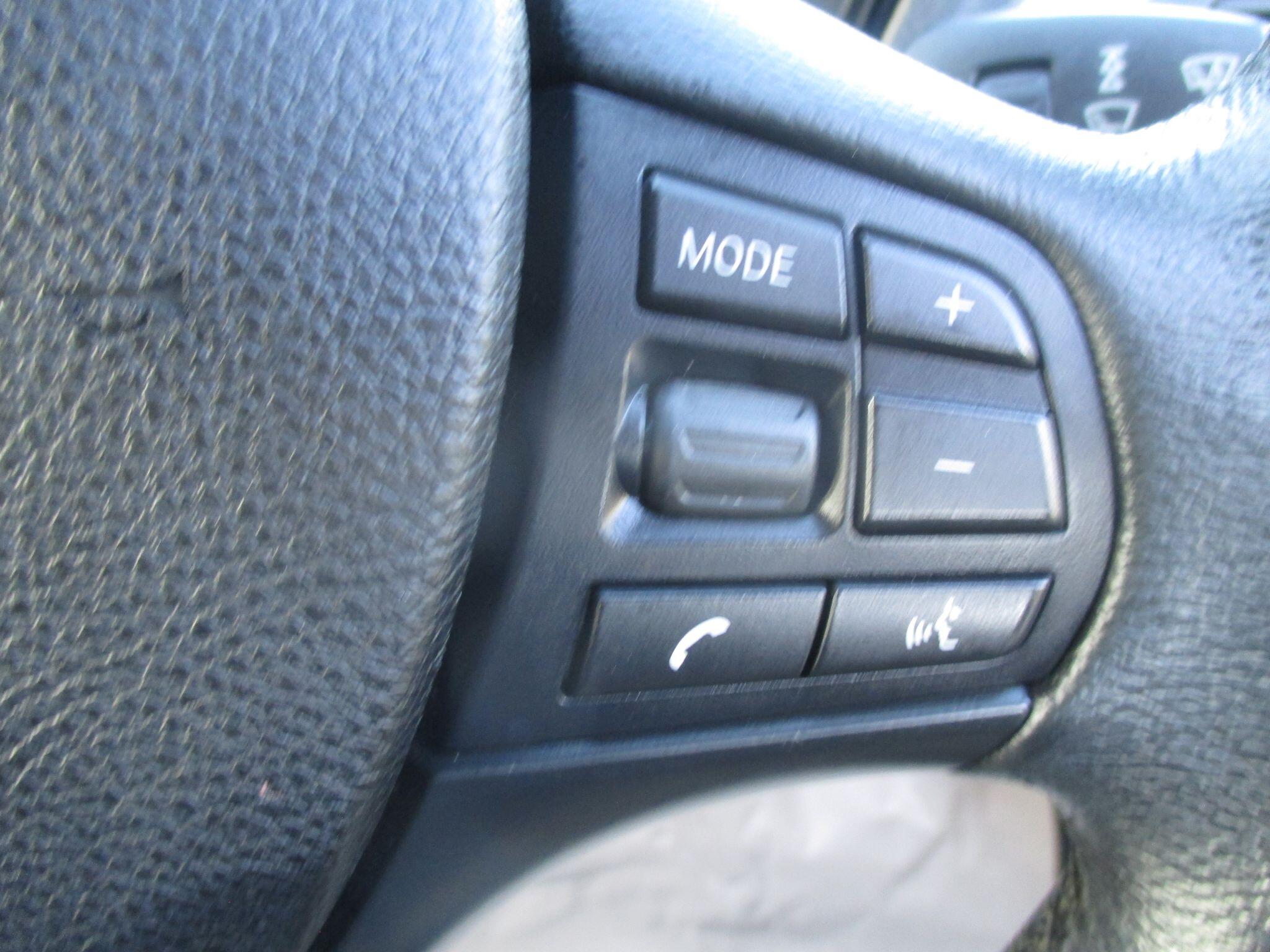 BMW 1 Series view 37