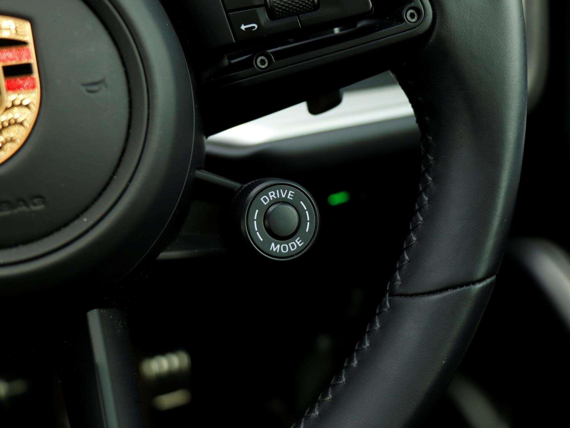 Porsche Cayenne view 20