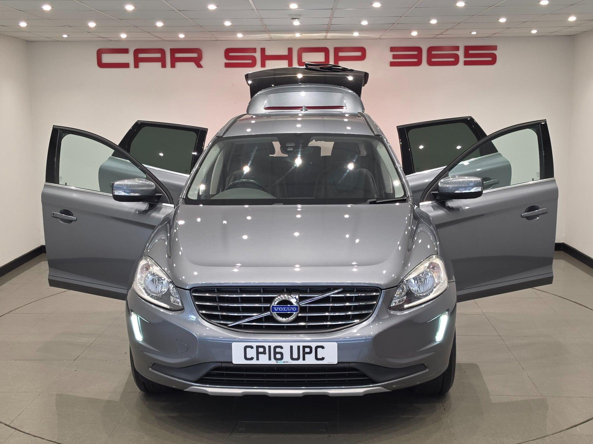 Volvo XC60 view 45