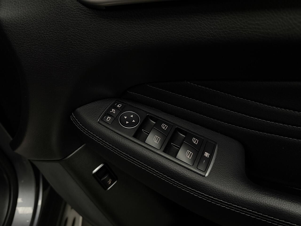 Mercedes-Benz Gle view 21