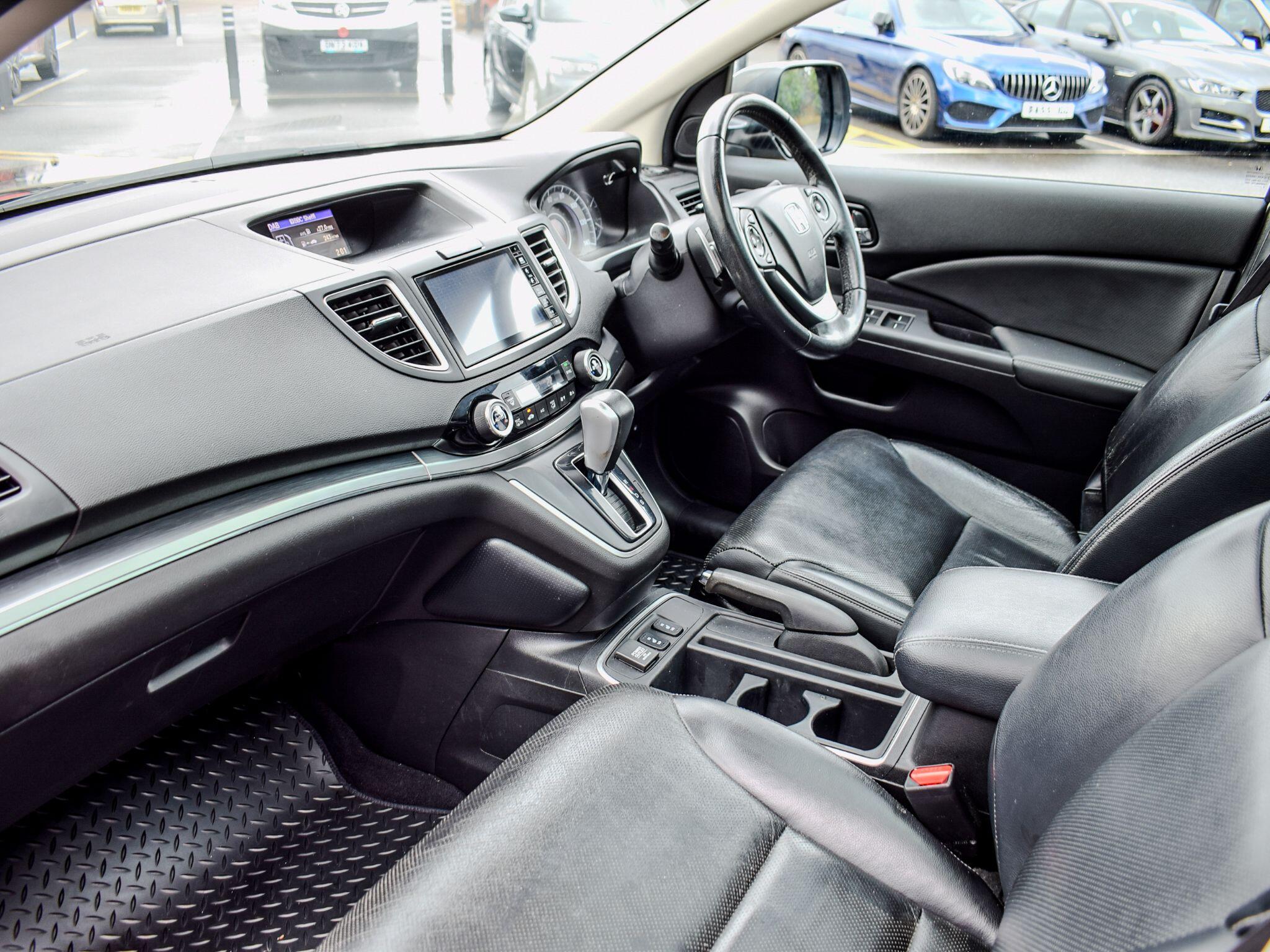 Honda CR-V view 14