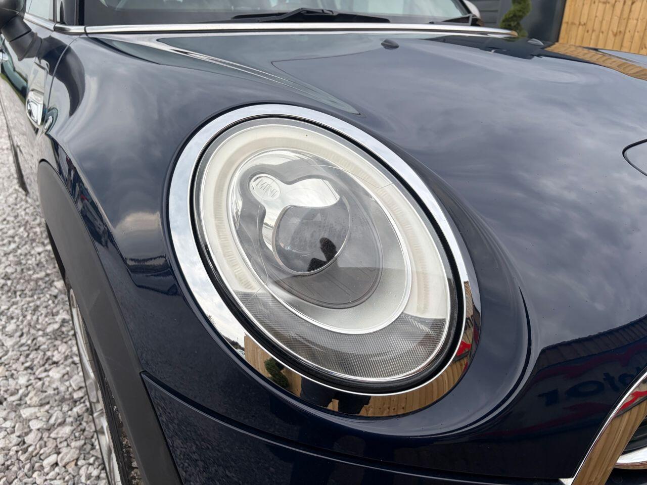 MINI Hatch view 12