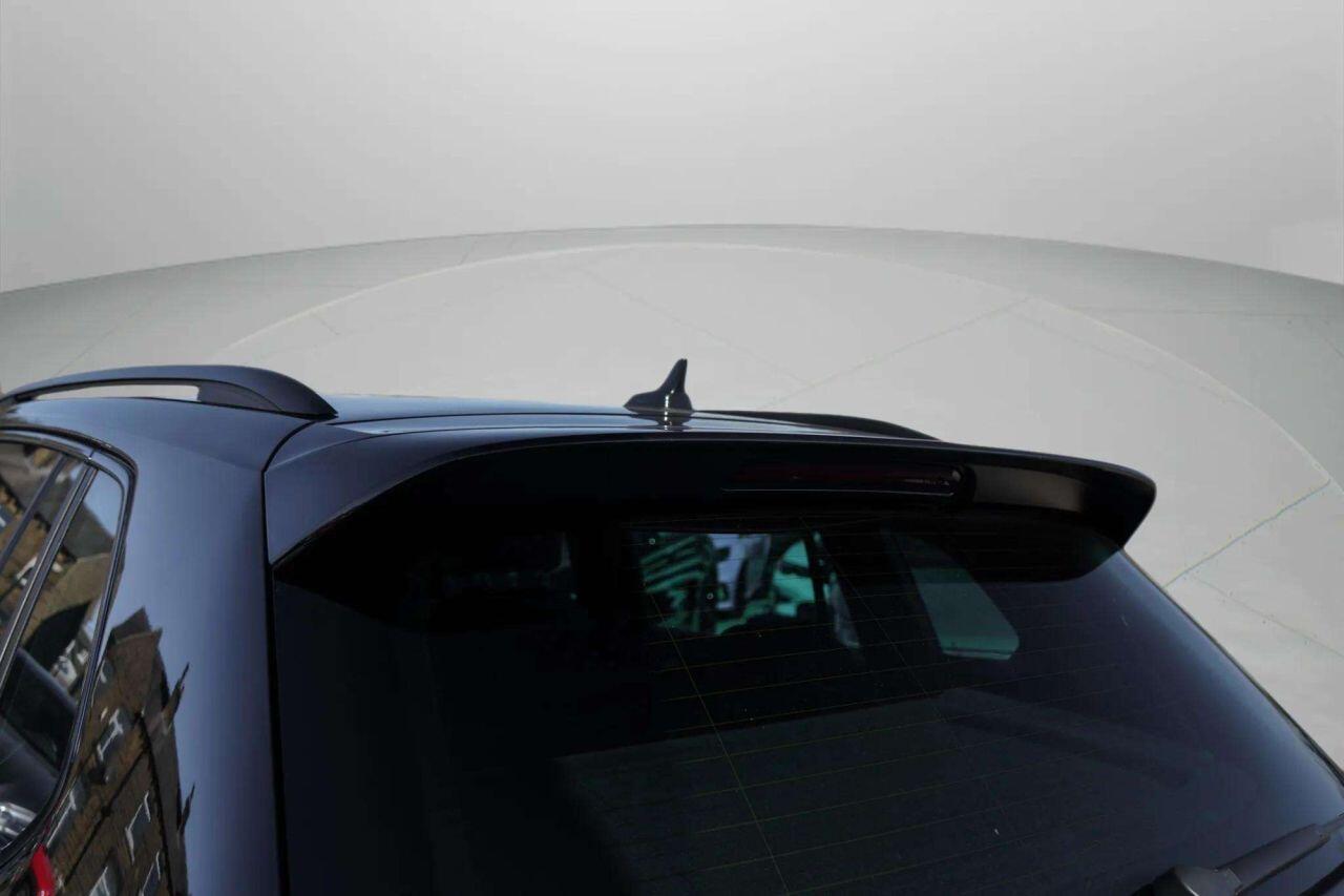 Volkswagen Tiguan view 16