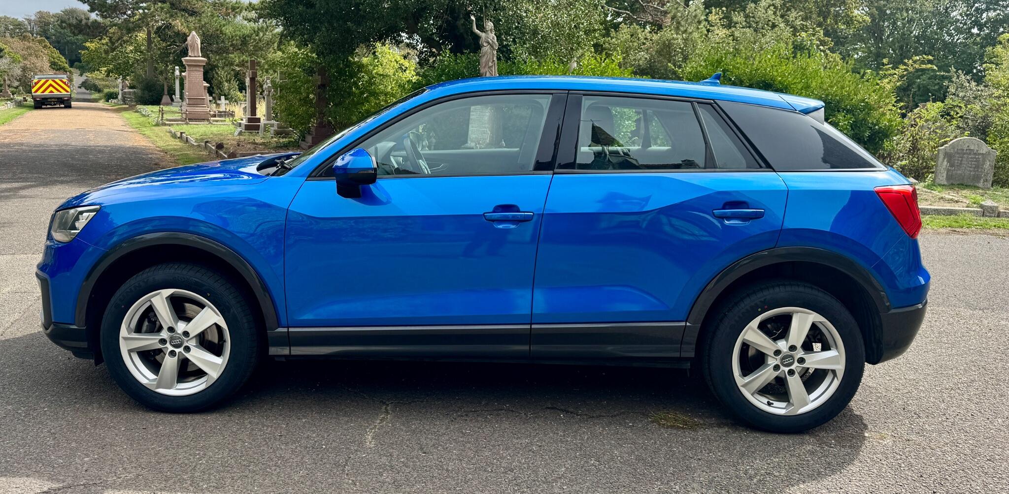 Audi Q2 view 14