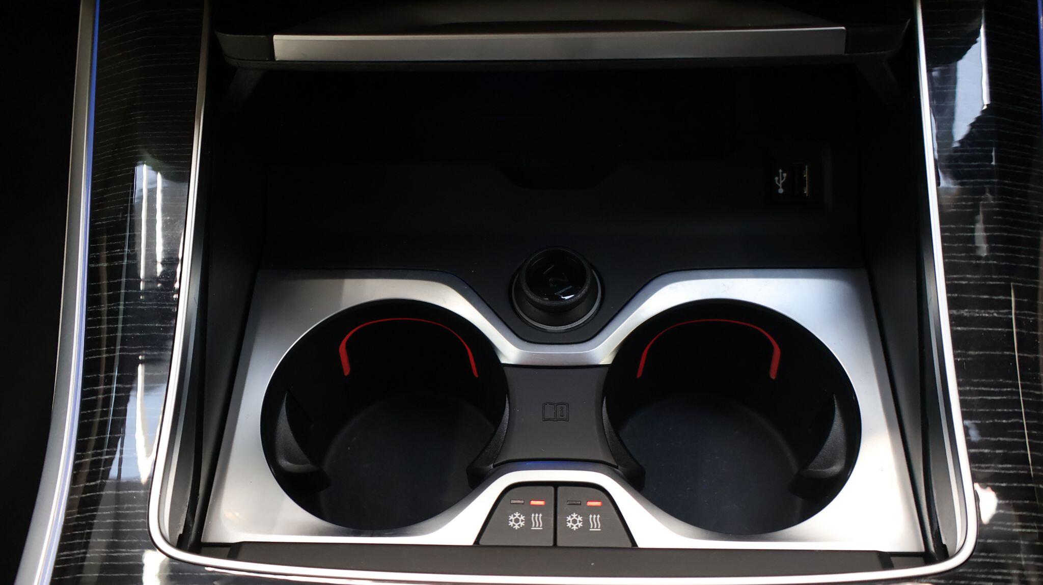 BMW X5 view 28