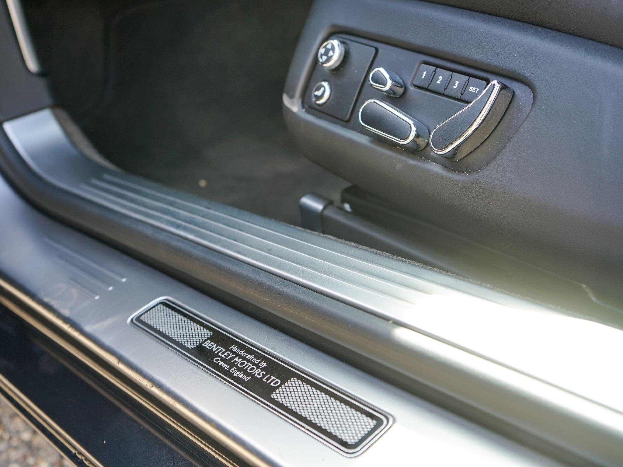 Bentley Continental view 34