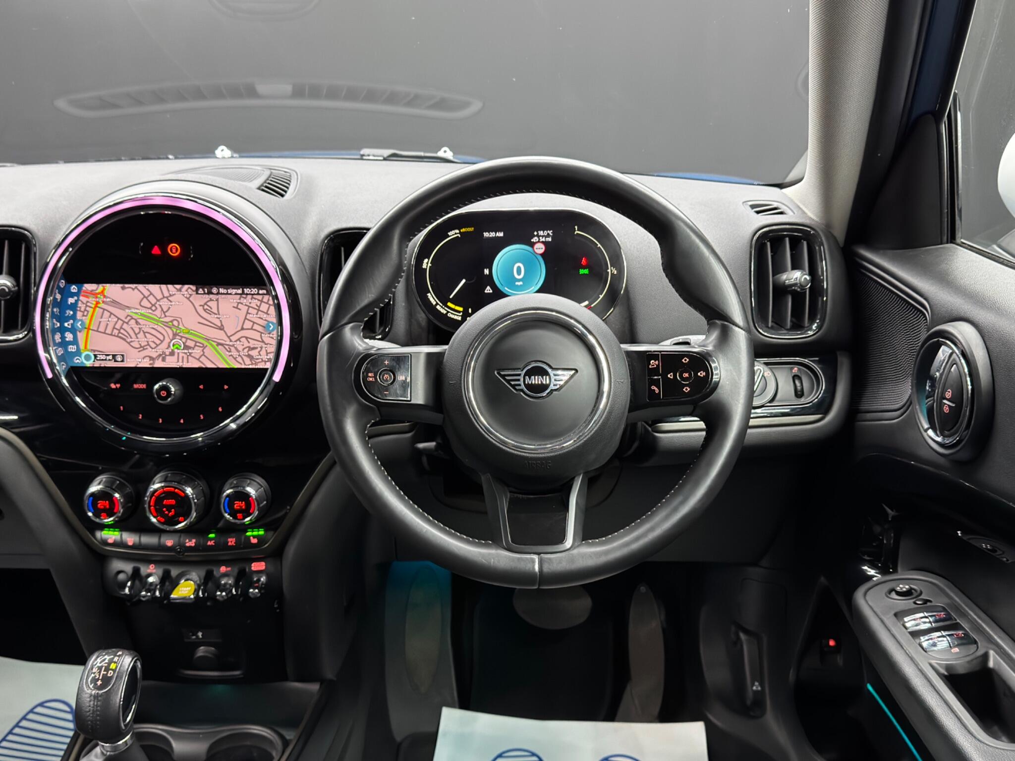 Mini Countryman view 17