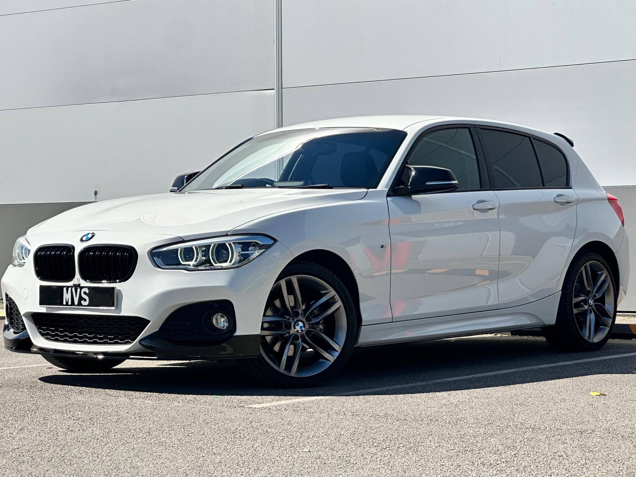 BMW 1 Series view 5